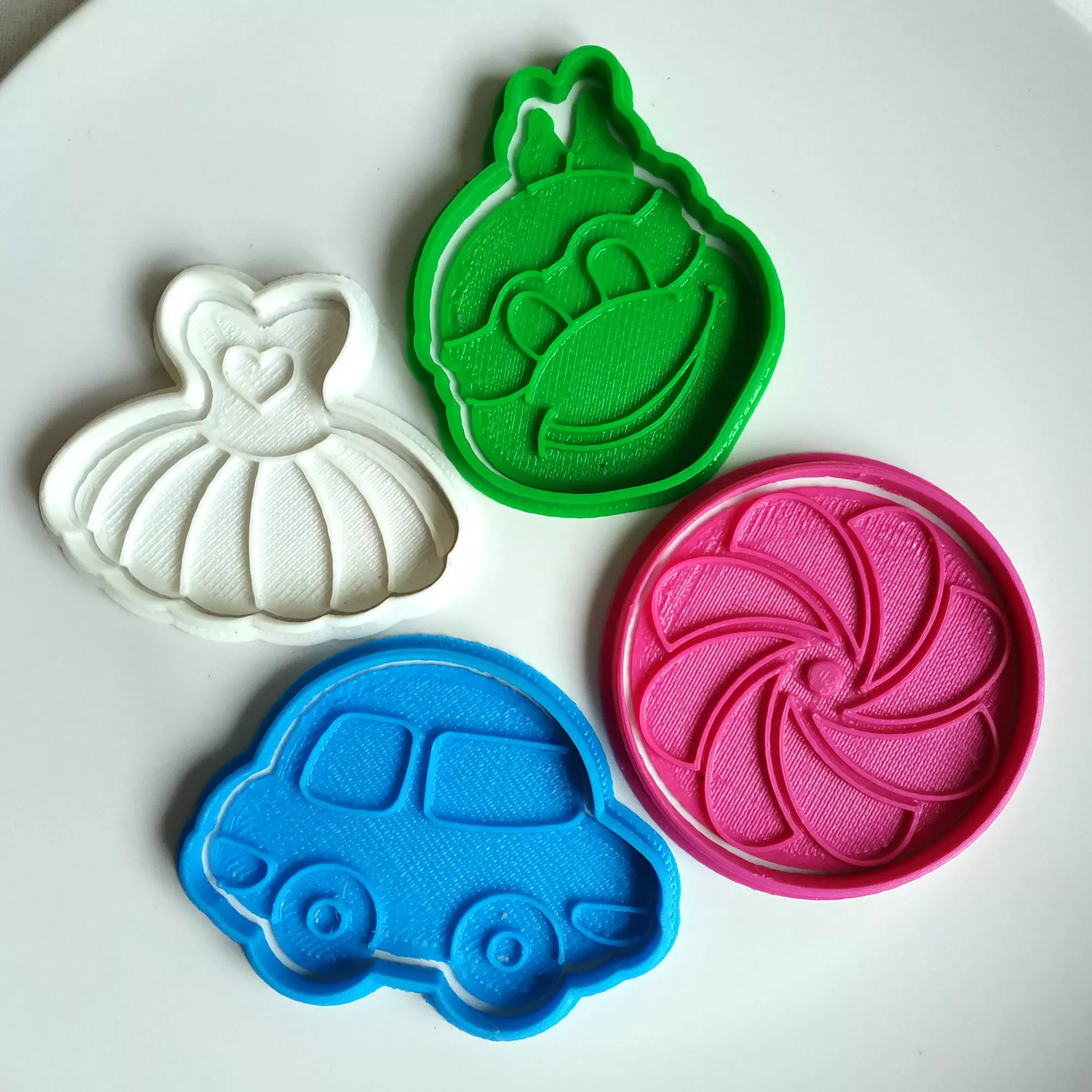 Cookie cutters set toys 3D print model_0