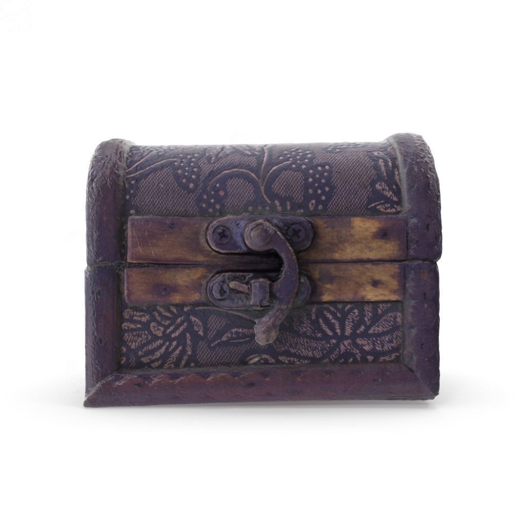 Small Chest 04 - Low and High Poly versions Low-poly 3D model_8