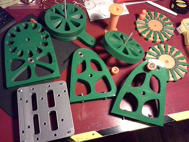 The Hand Cranked Power Generator Free 3D print model_5