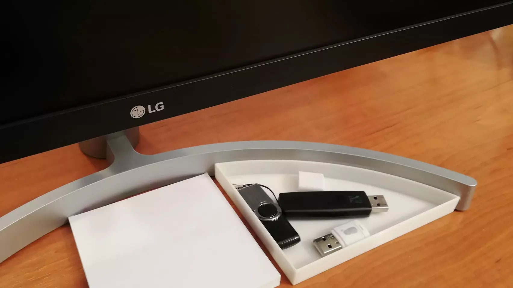 LG 29WK600 monitor stand tray 3D print model_0