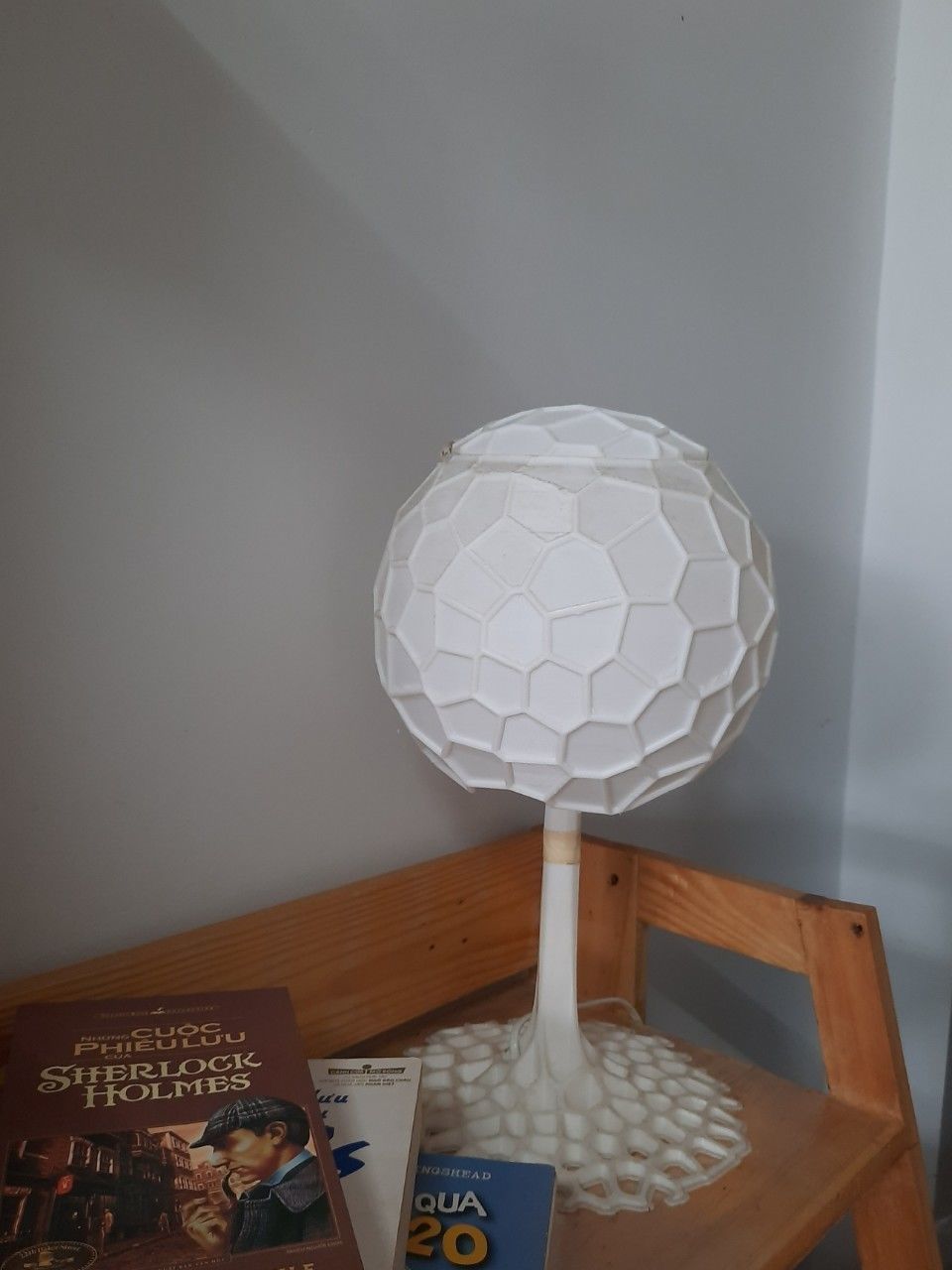 Tree Voronoi Art Lampshade 3D print model_7