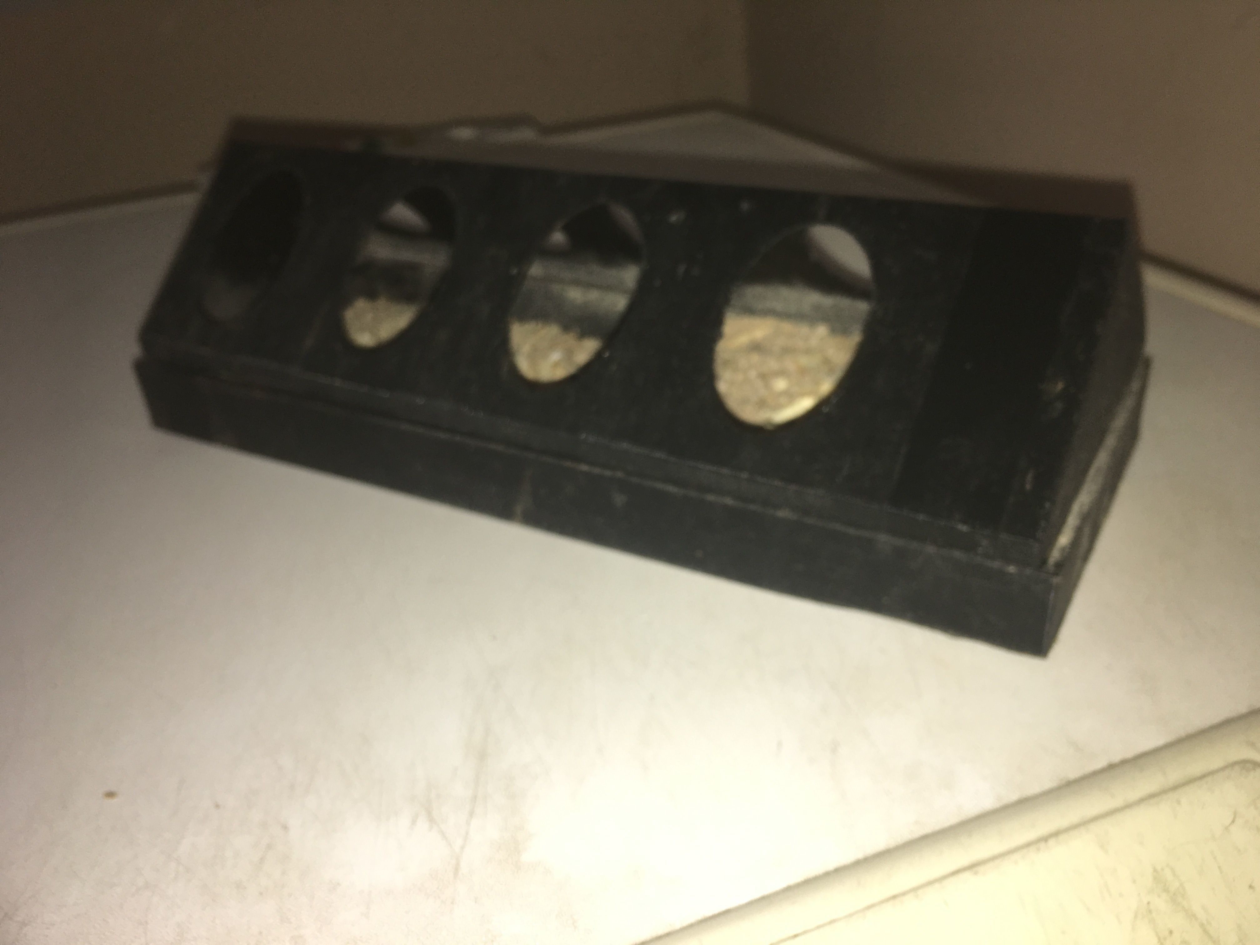 Chick feeder 3D print model_2