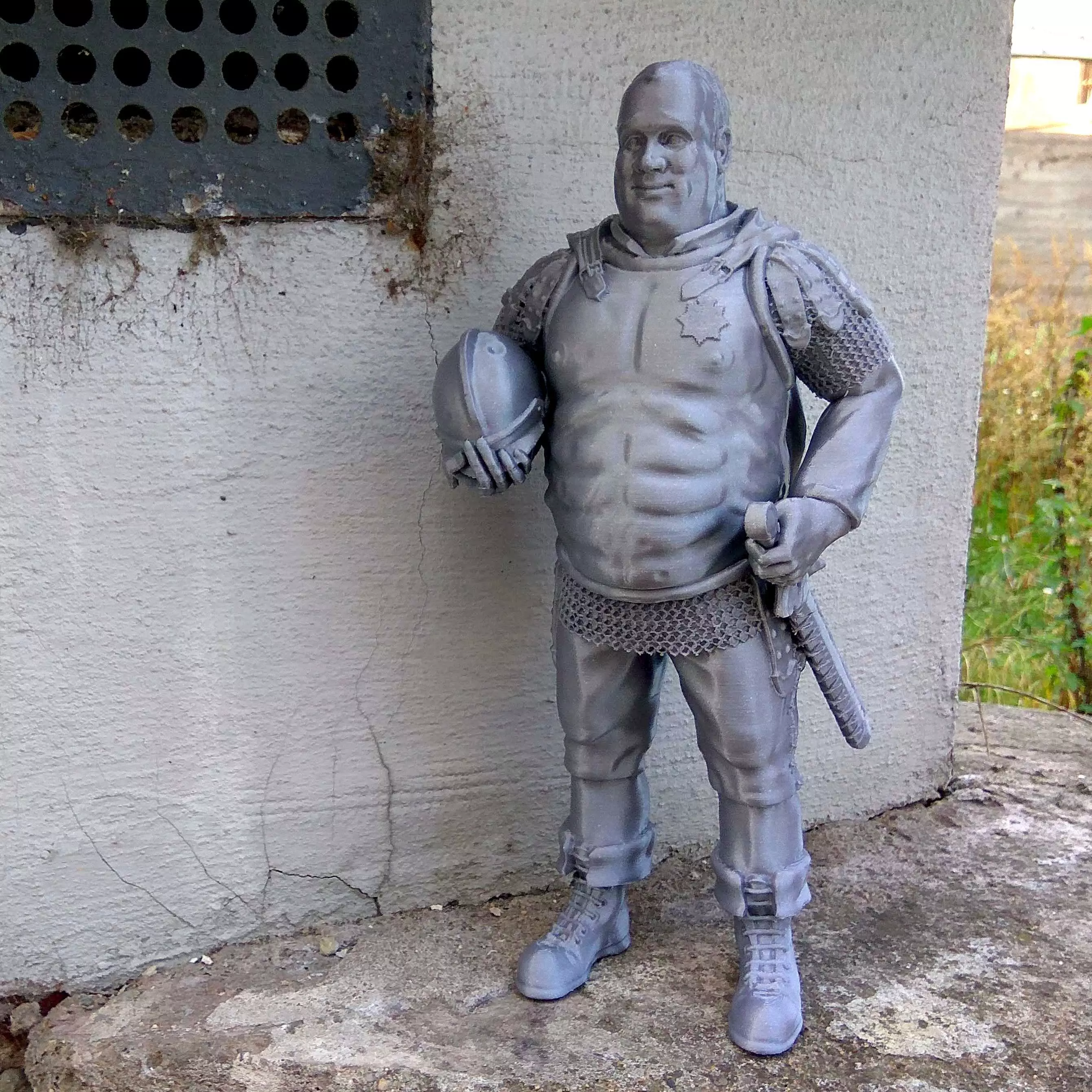 Fred Colon - Discworld - 3D print ready 3D print model_0