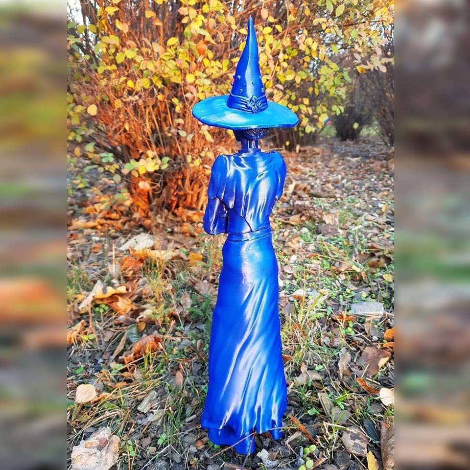 Granny Weatherwax - Discworld - 3D print ready 3D print model_3