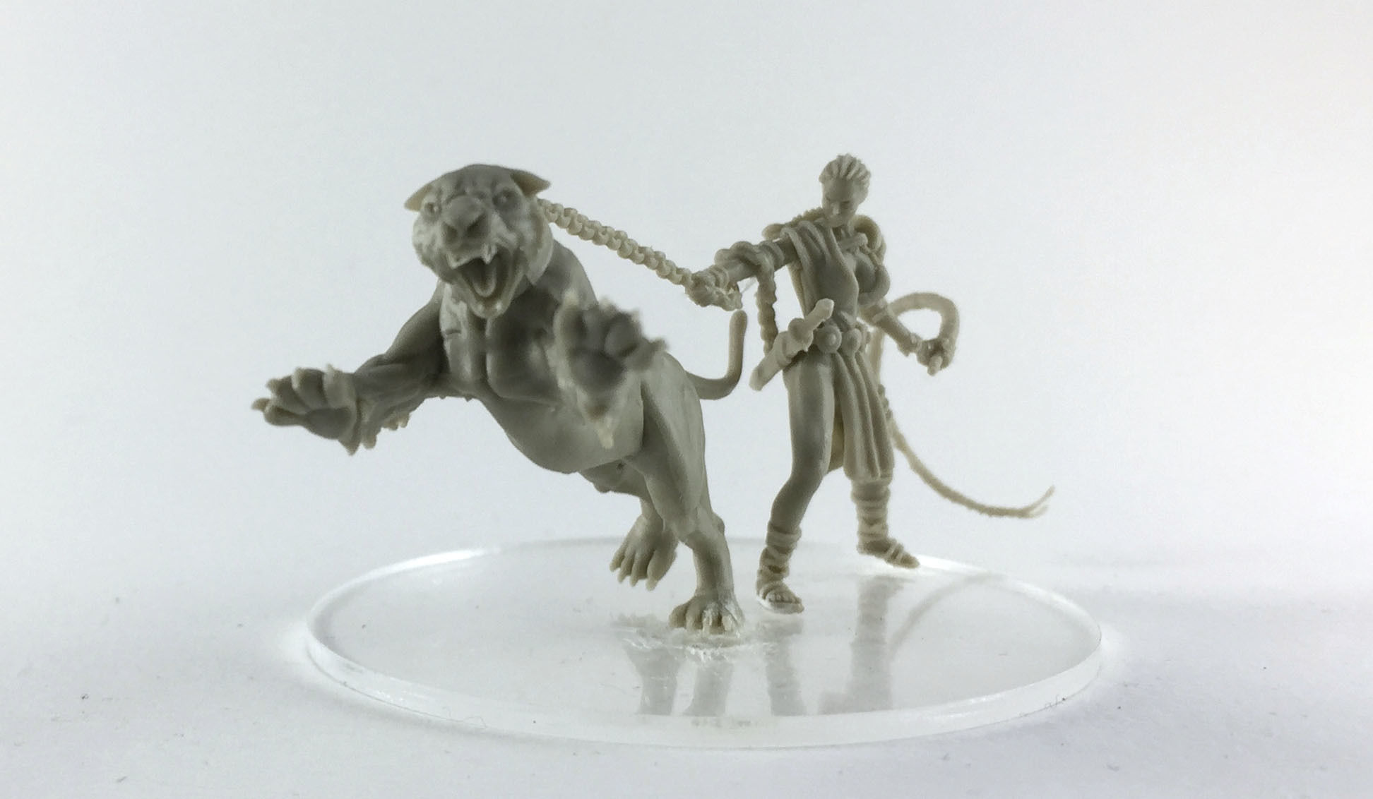 Lioness handler 35mm scale 3D print model_19