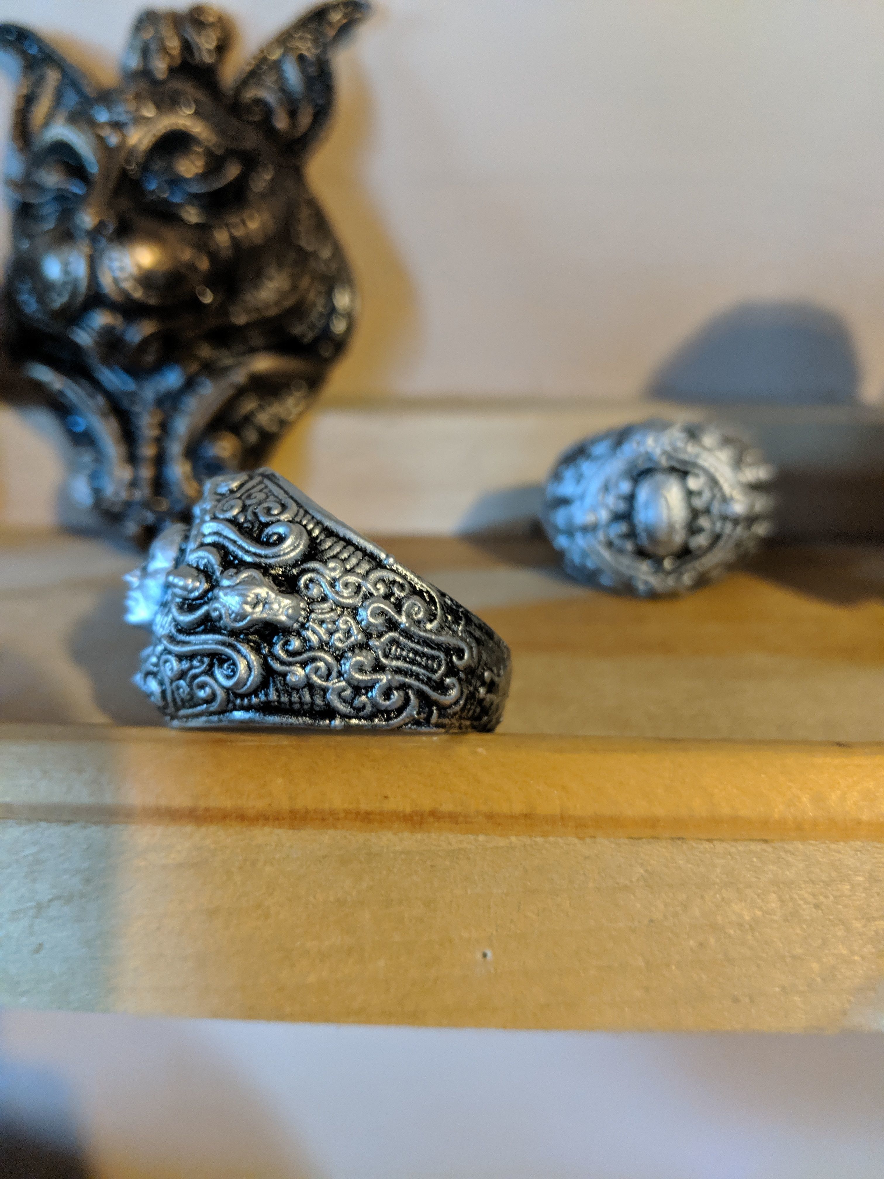 ring2 silver ring on shelf 3D print model_1