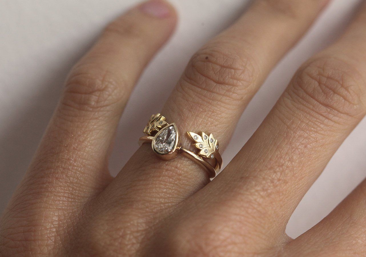 Diamond Leaves Wedding Ring 3D print model_2