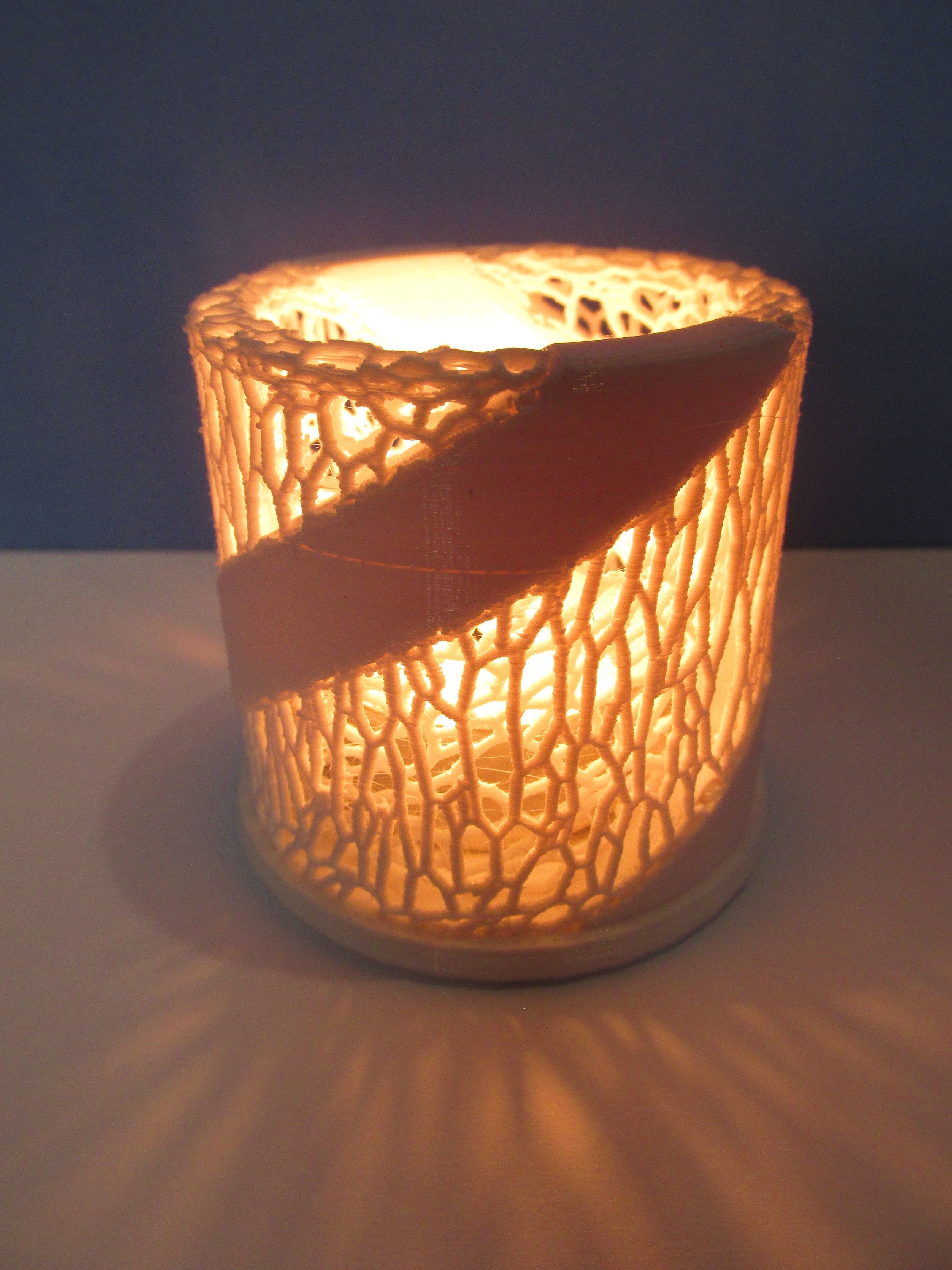 Cylindrical Twisty Candle Light Stand Tealight with Voronoi 3D print model_6