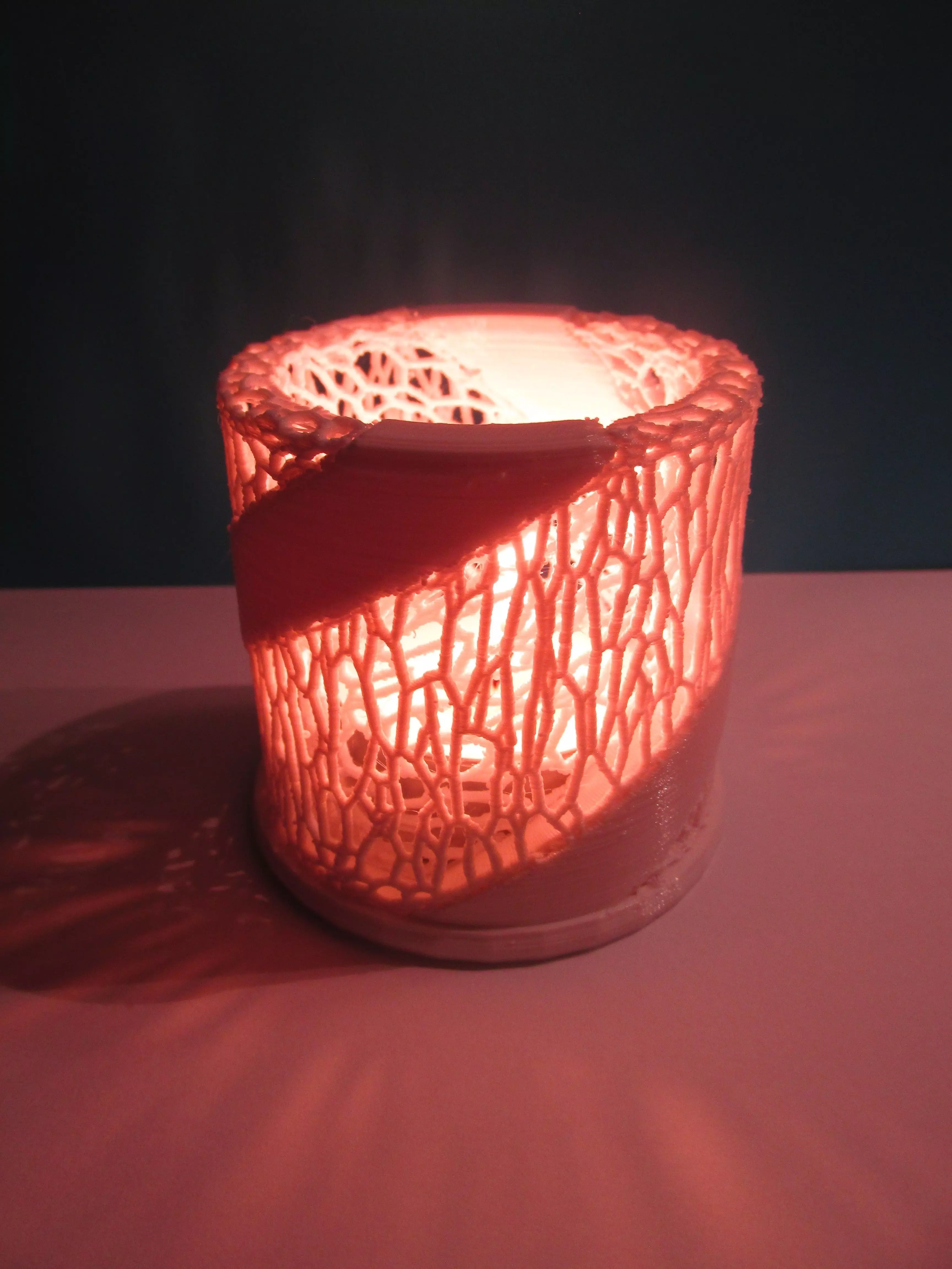 Cylindrical Twisty Candle Light Stand Tealight with Voronoi 3D print model_0