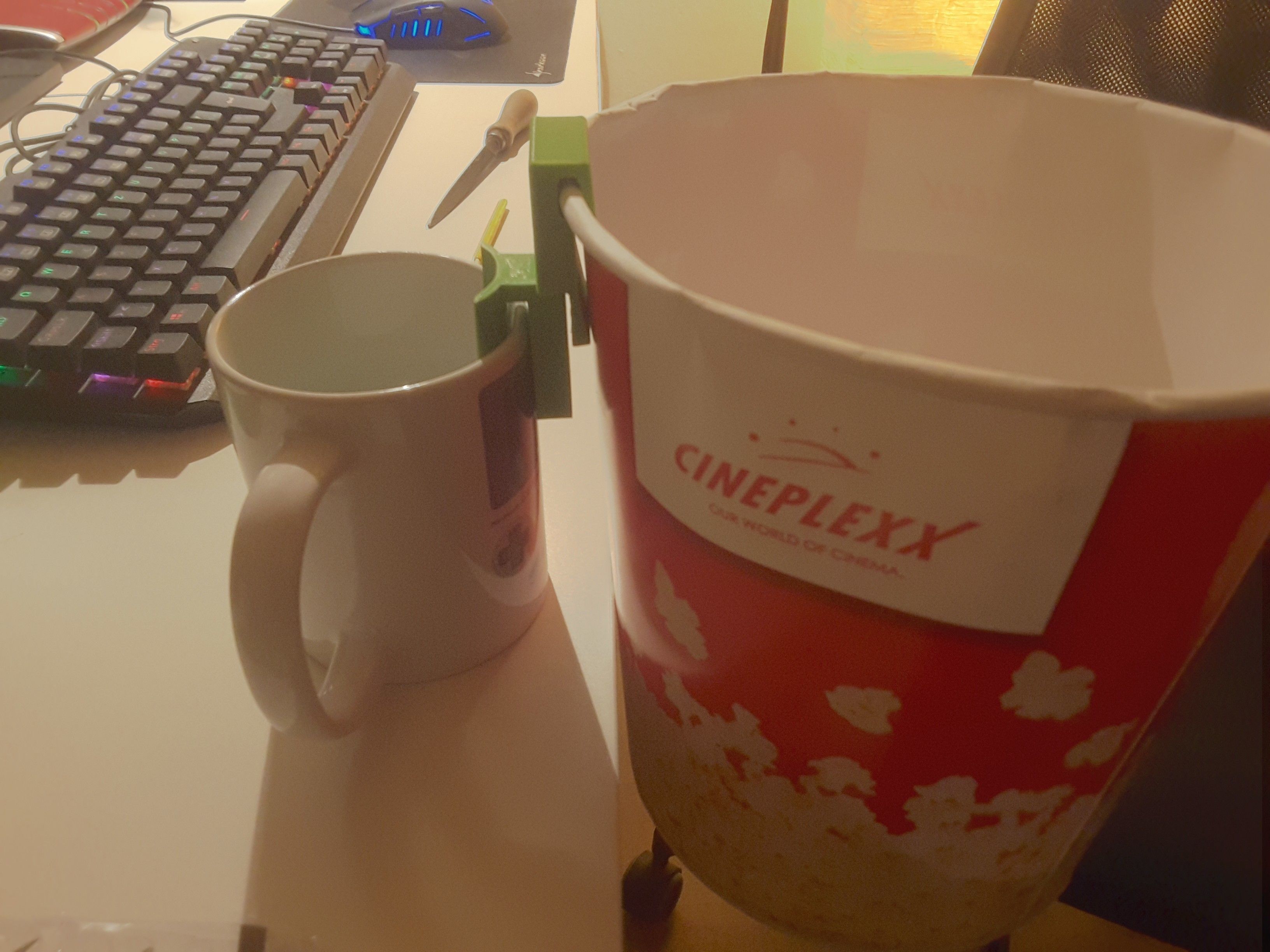 Popcorn bucket holder Pop-Star 3D print model_6