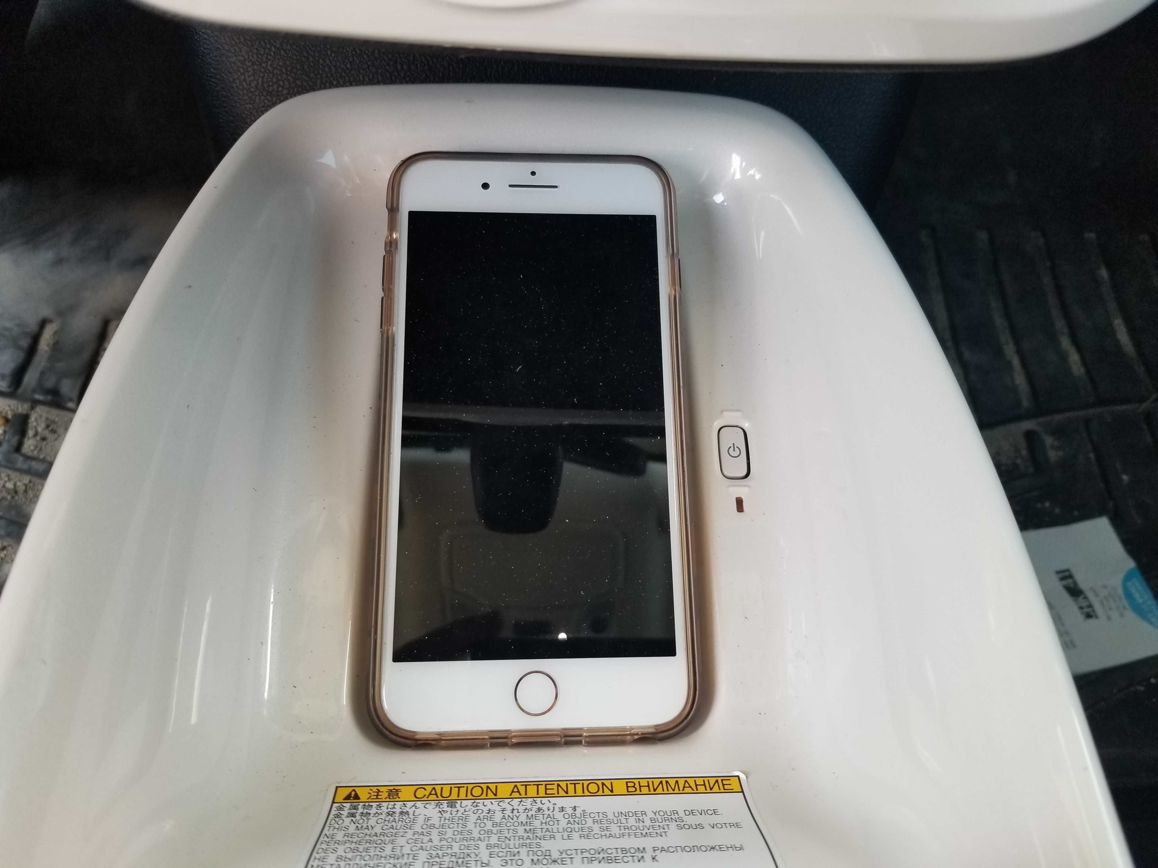 Prius Wireless Charger Adapter for Larger Phones Free 3D print model_4