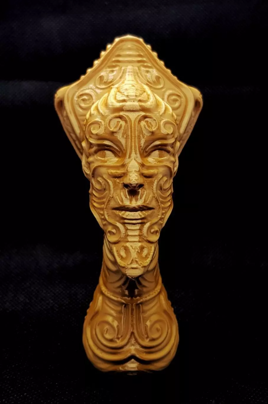 Abrax carving of maori face 3D print model