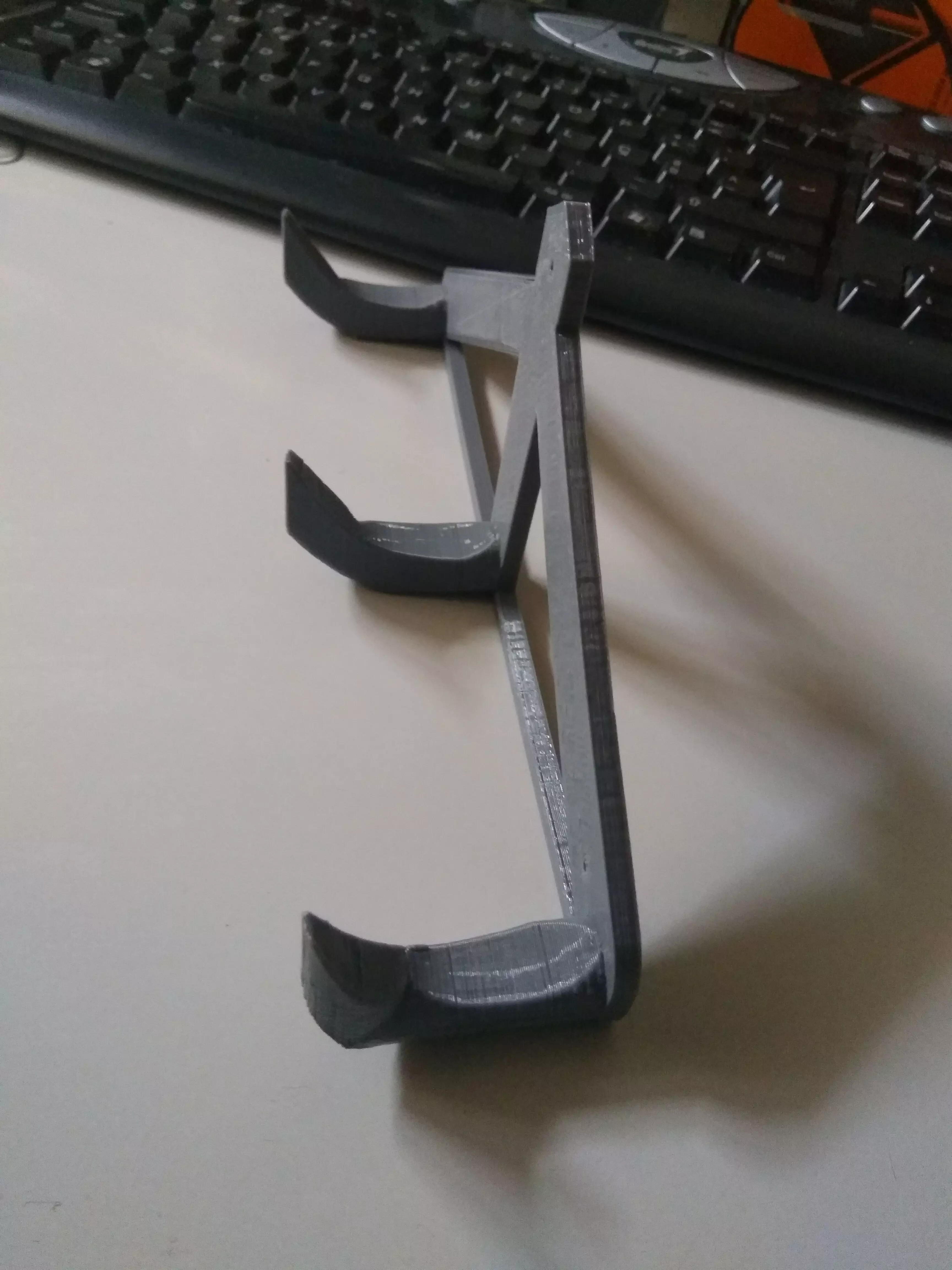 Hanger metal rack with two hooks 3D print model_0