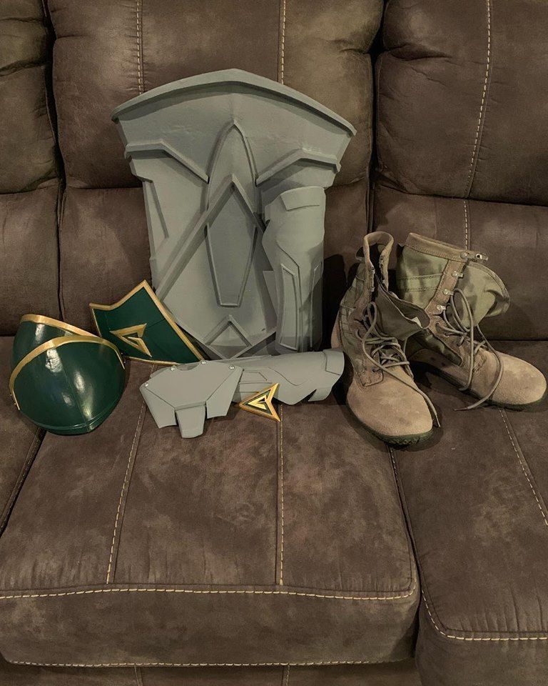 Injustice 2 Green Arrow armor 3D print model_1