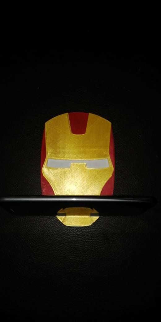 Stand cell phone Iron Man 3D print model_1