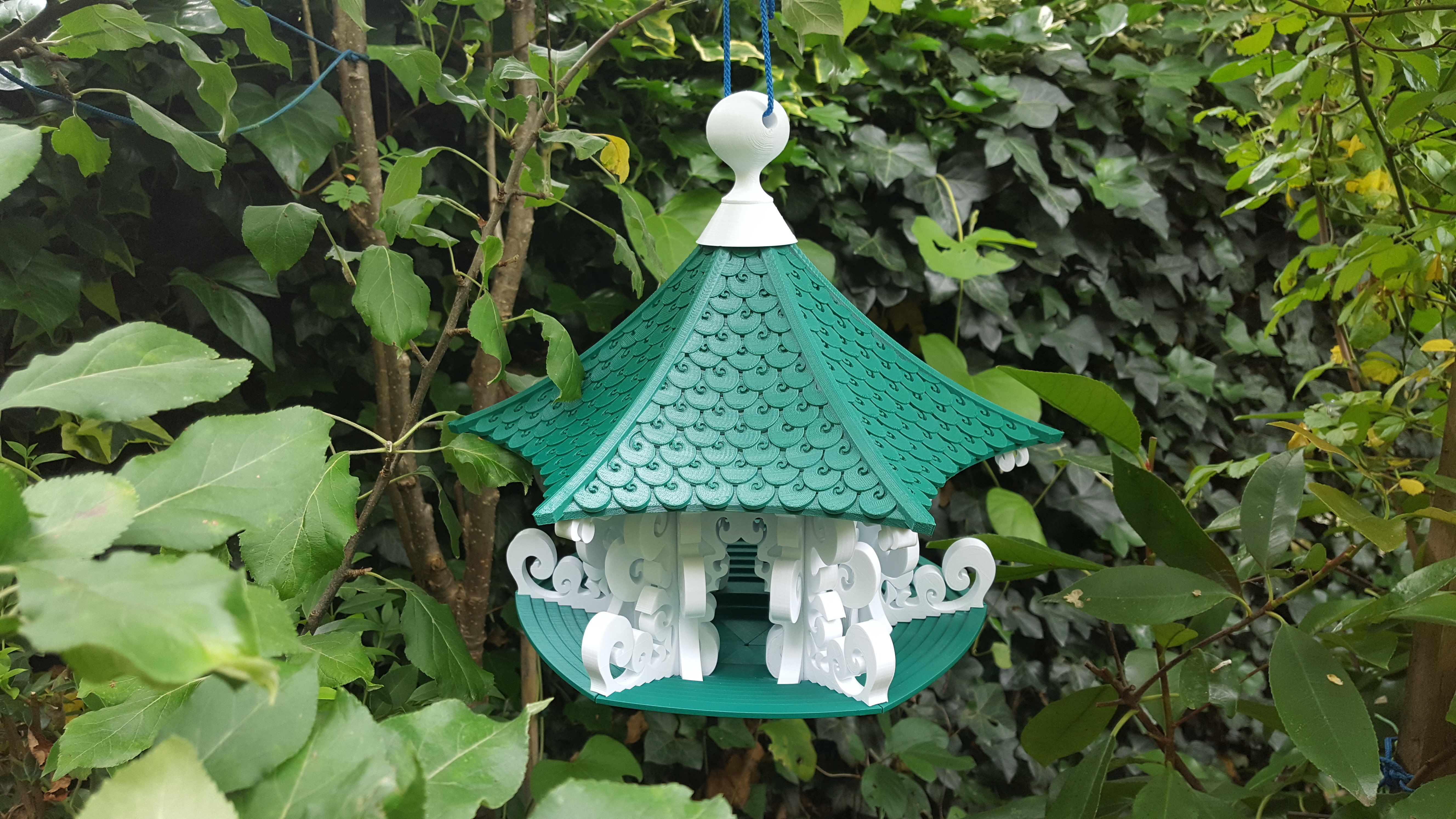 Flowing Bird Feeder Free 3D print model_4