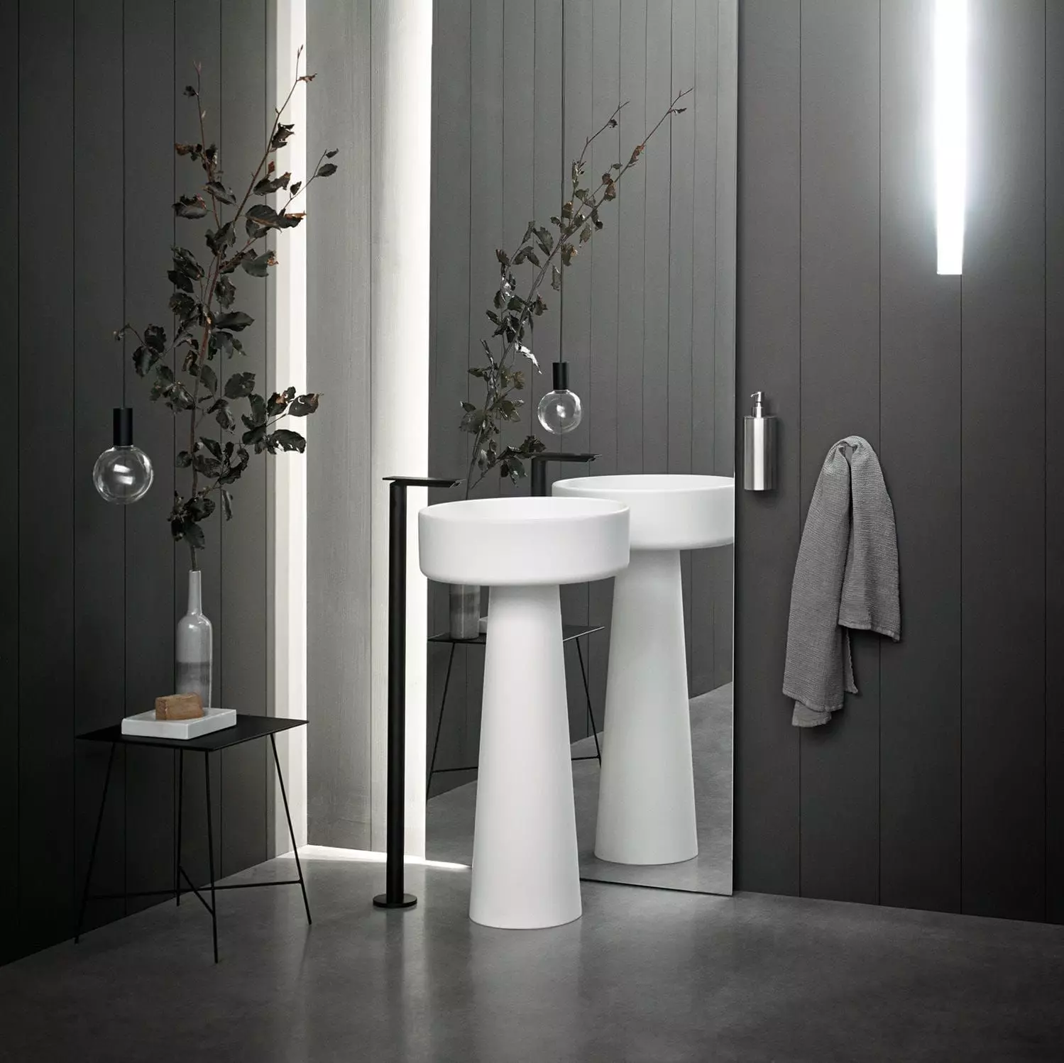 Agape Bjhon Washbasin by Angelo Mangiarotti 3D model