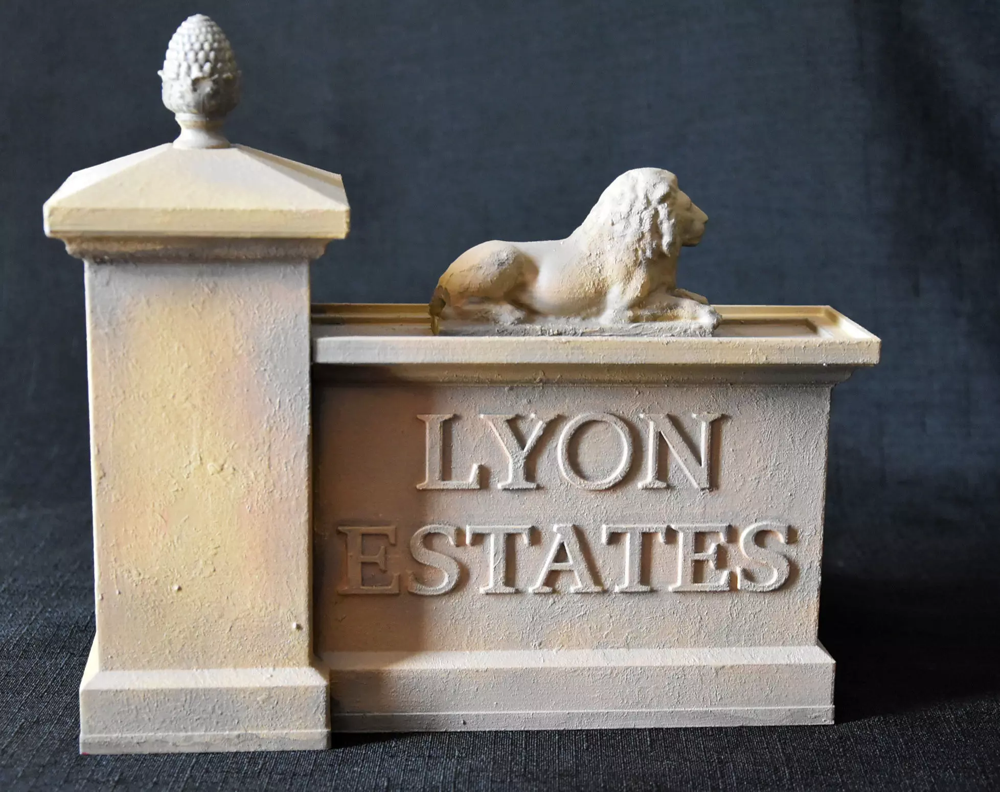 LYON ESTATES Gate Back to the Future  3D print model_0