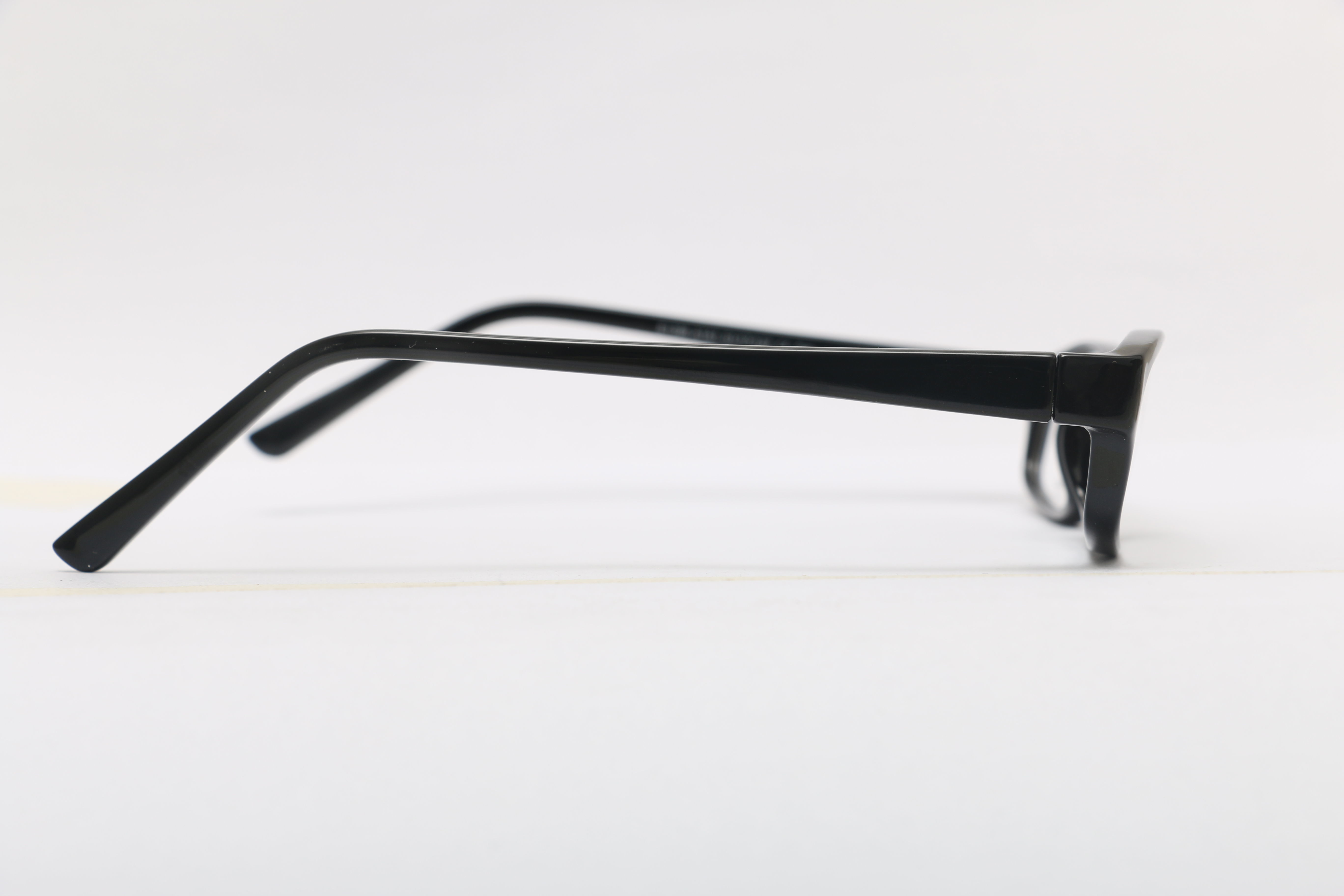 Eyeglasses for Men and Women 3D print model_14