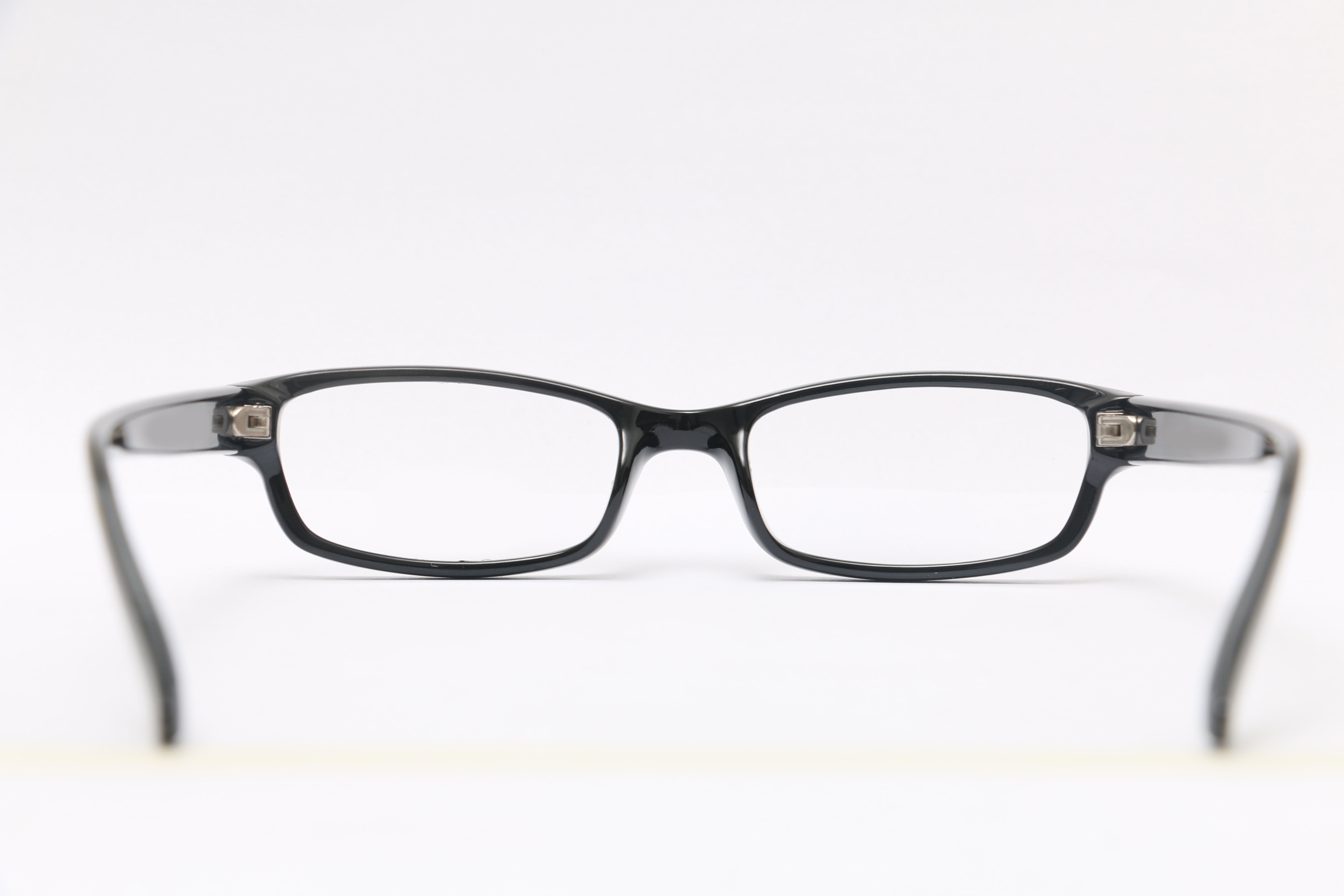 Eyeglasses for Men and Women 3D print model_9
