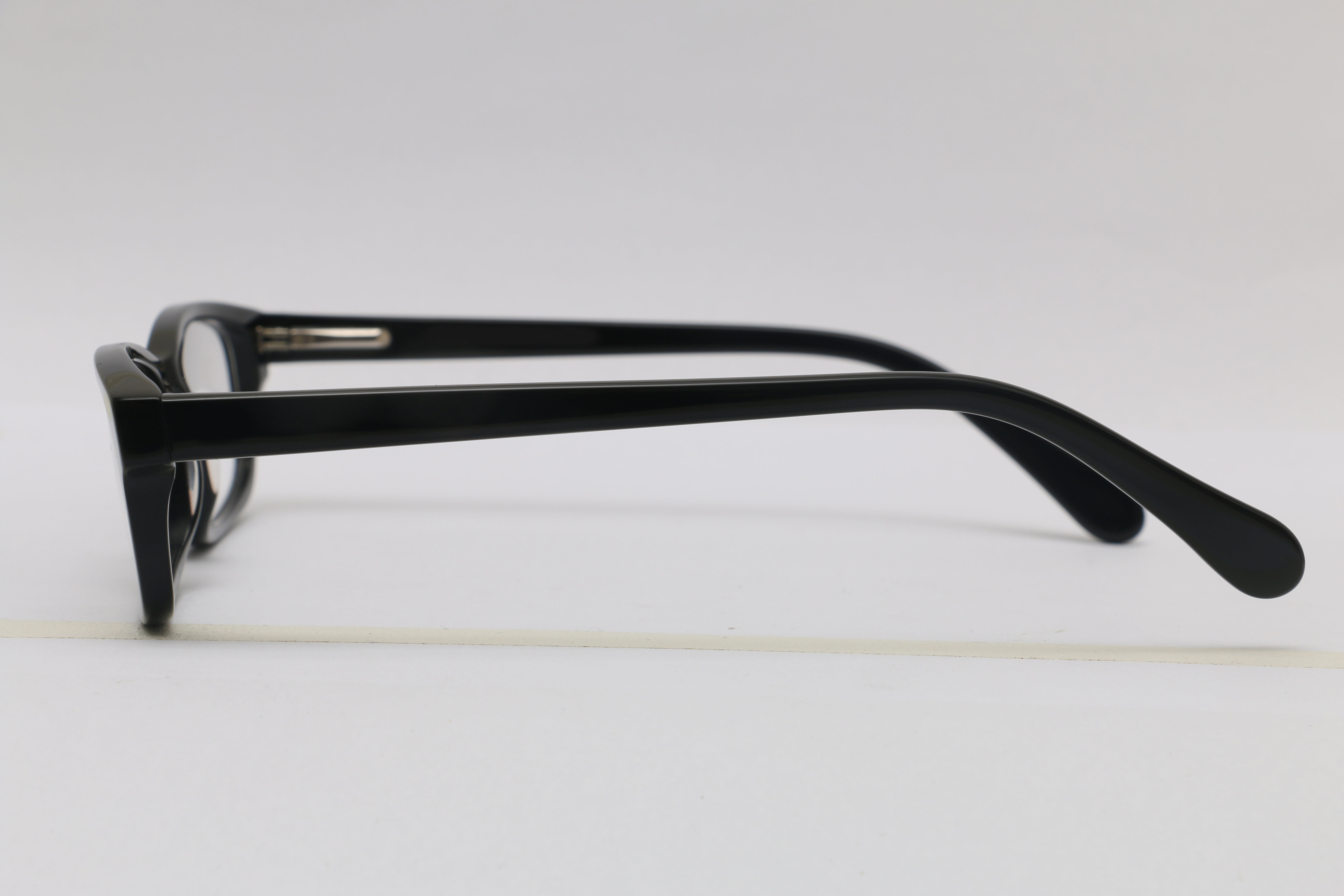 Eyeglasses for Men and Women 3D print model_10