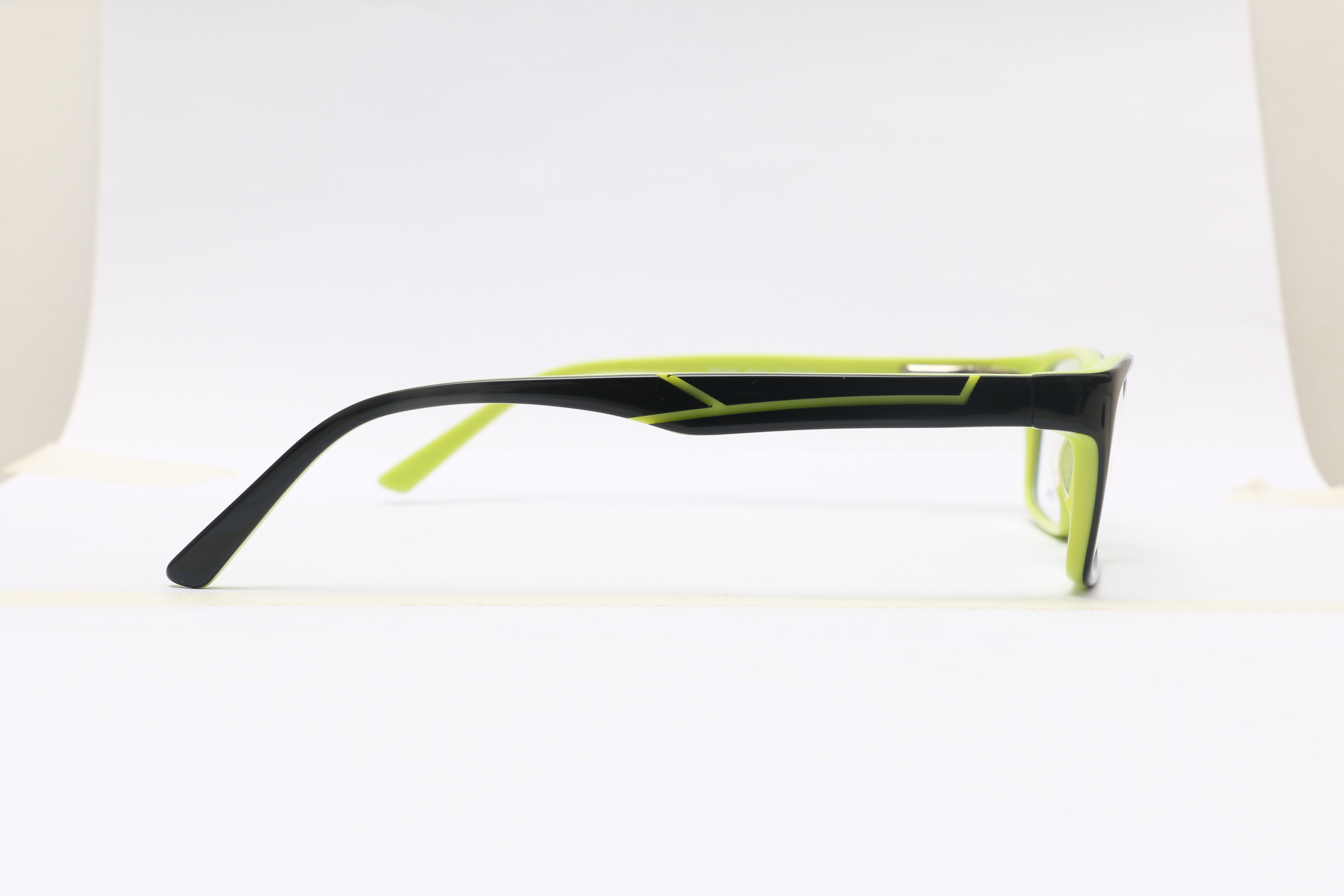 Eyeglasses for Men and Women 3D print model_13
