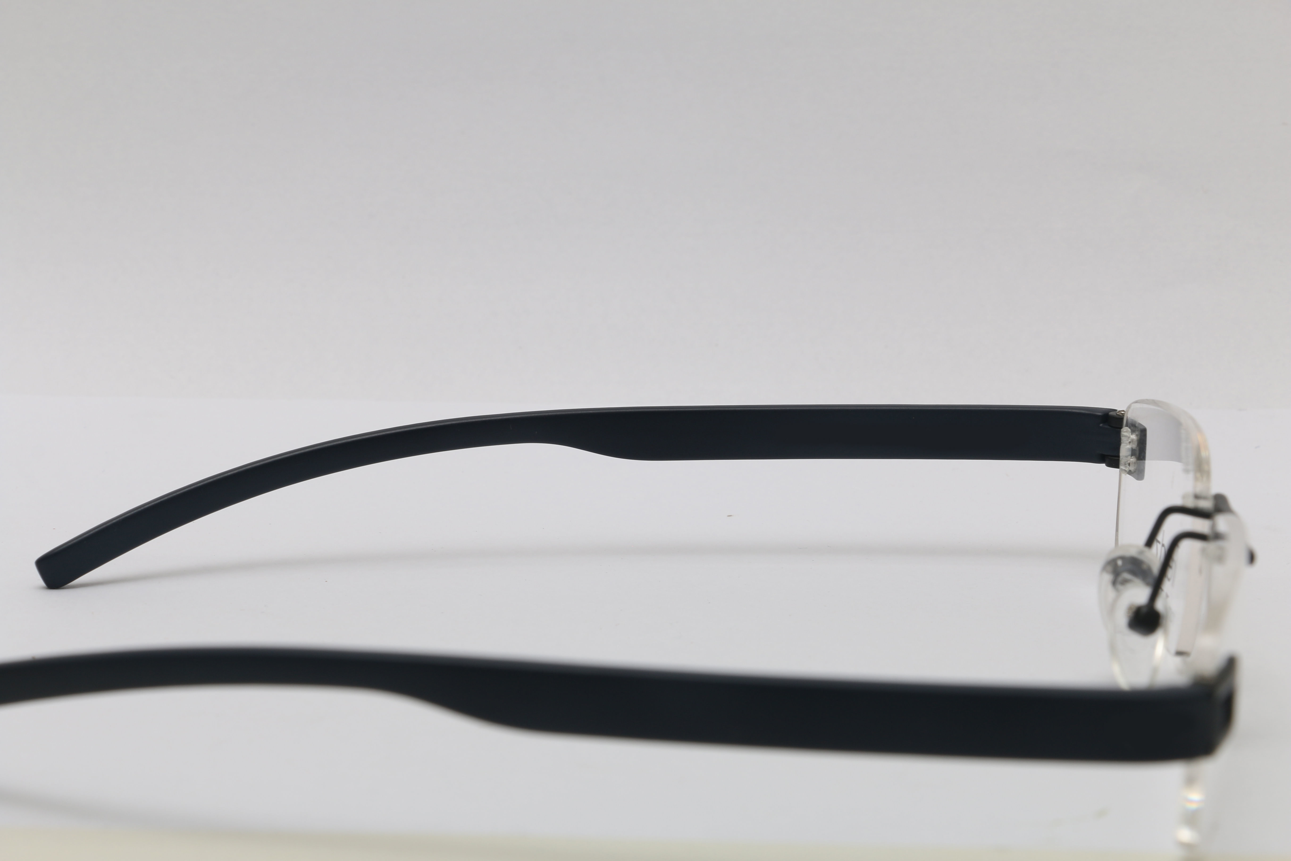 Eyeglasses for Men and Women 3D print model_13