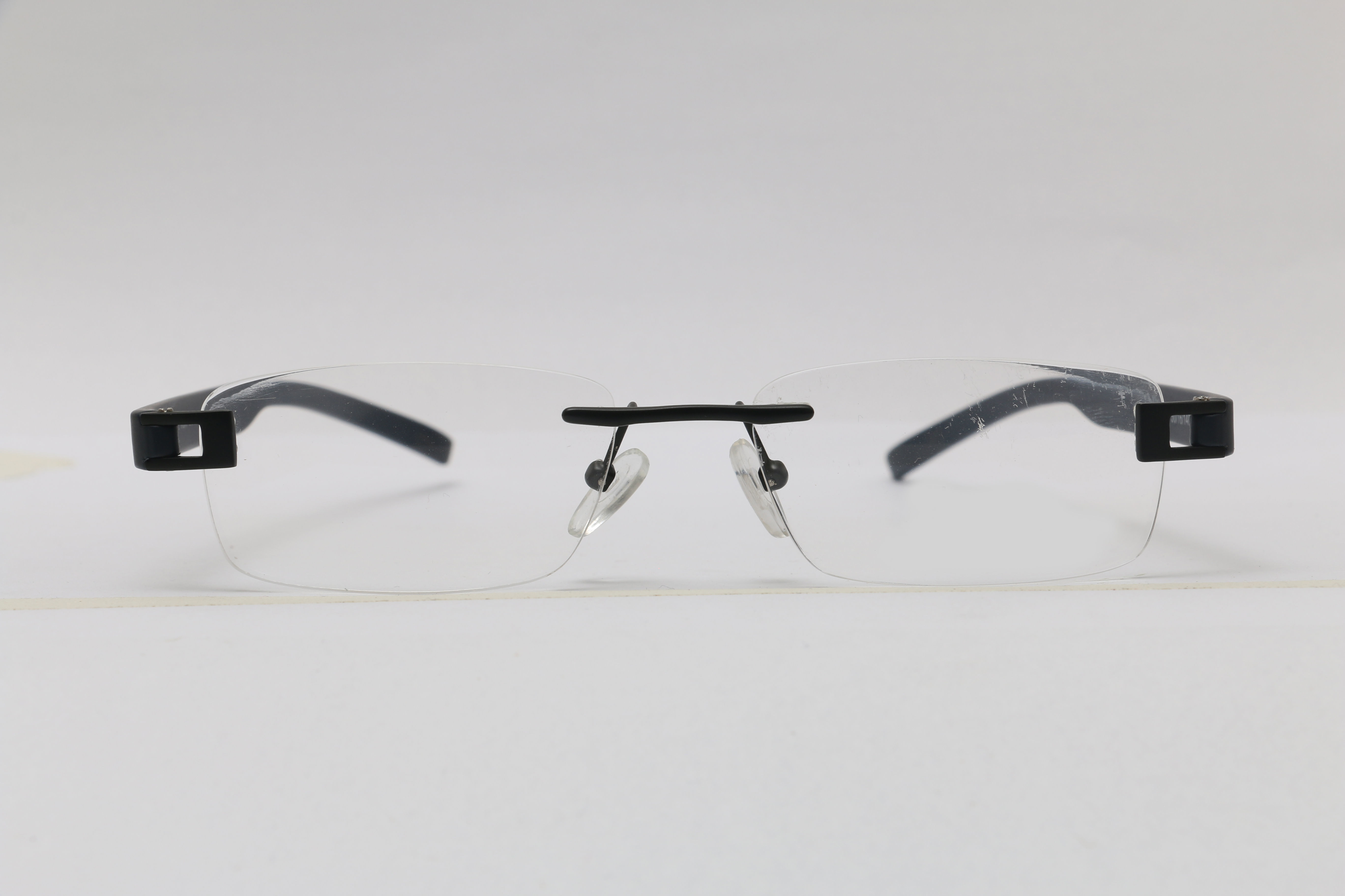 Eyeglasses for Men and Women 3D print model_8