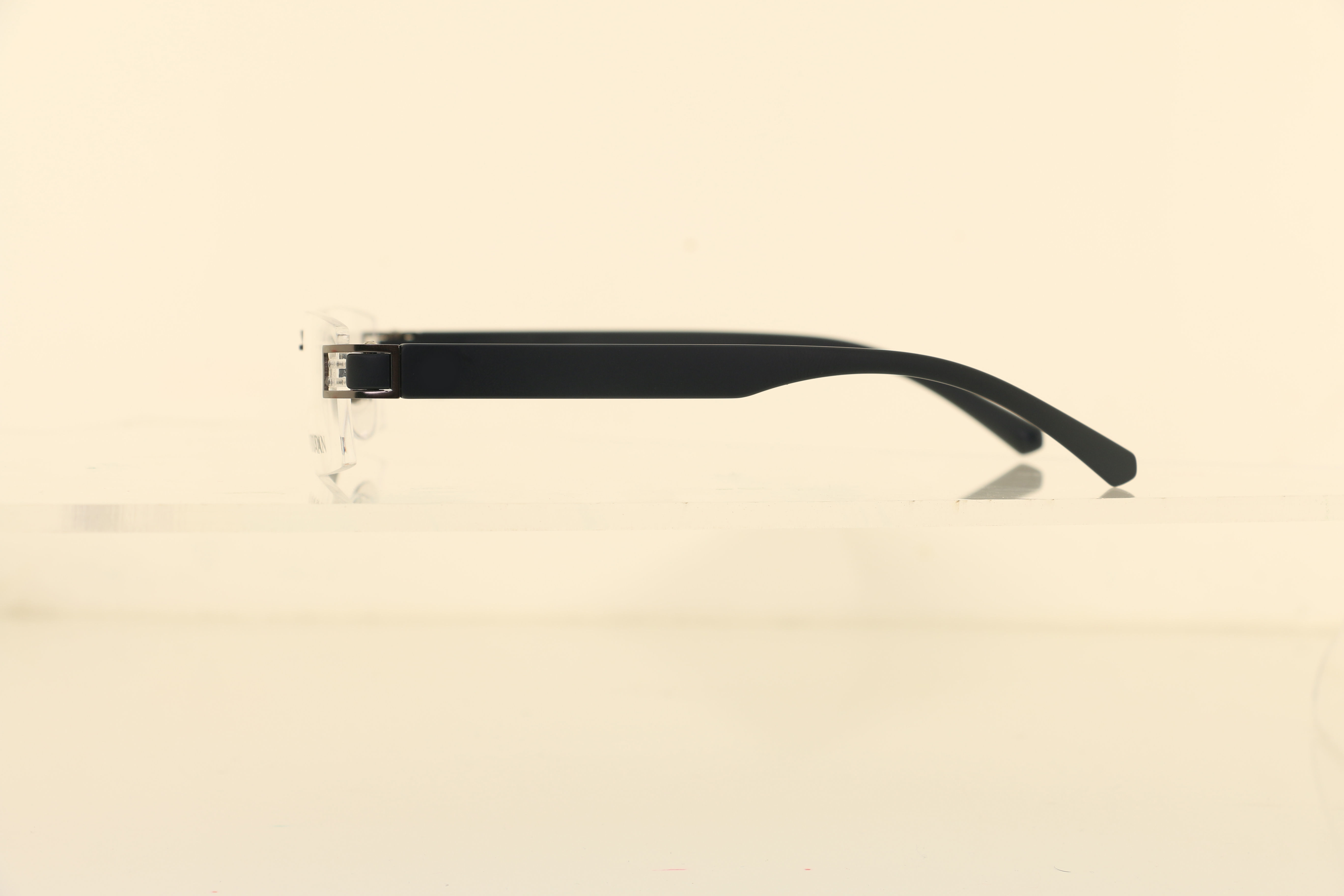 Eyeglasses for Men and Women 3D print model_10