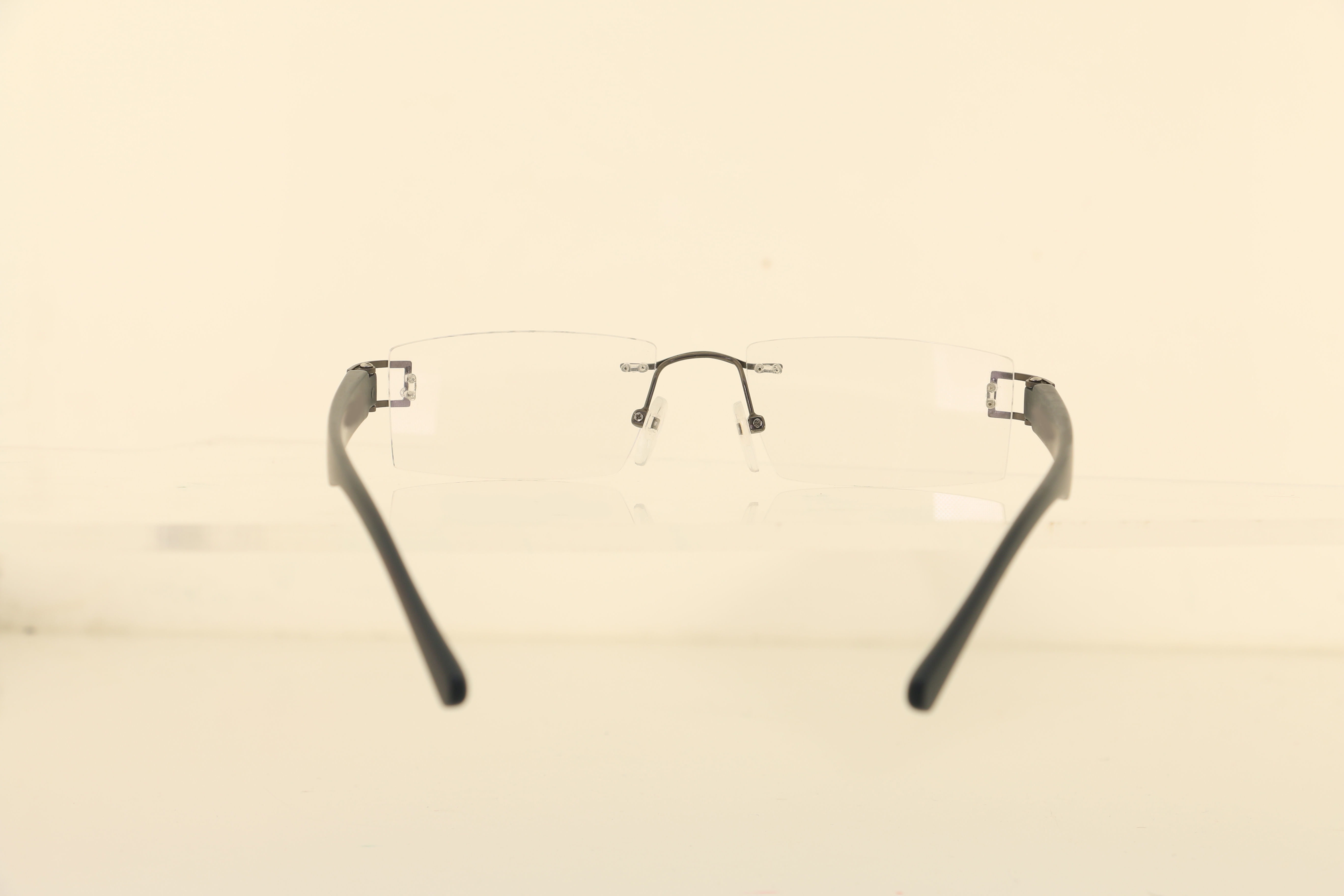 Eyeglasses for Men and Women 3D print model_17