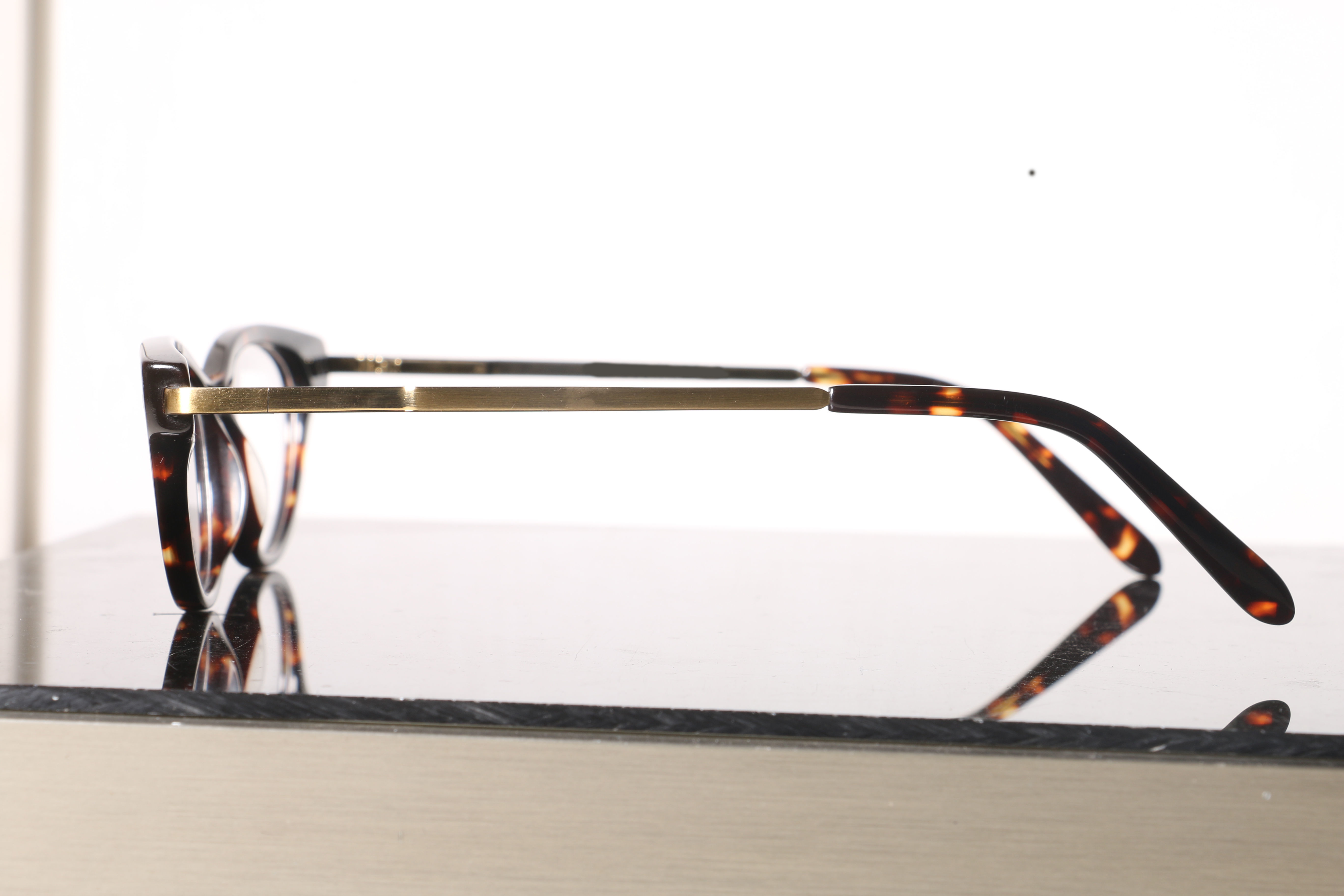 Eyeglasses for Men and Women 3D print model_10