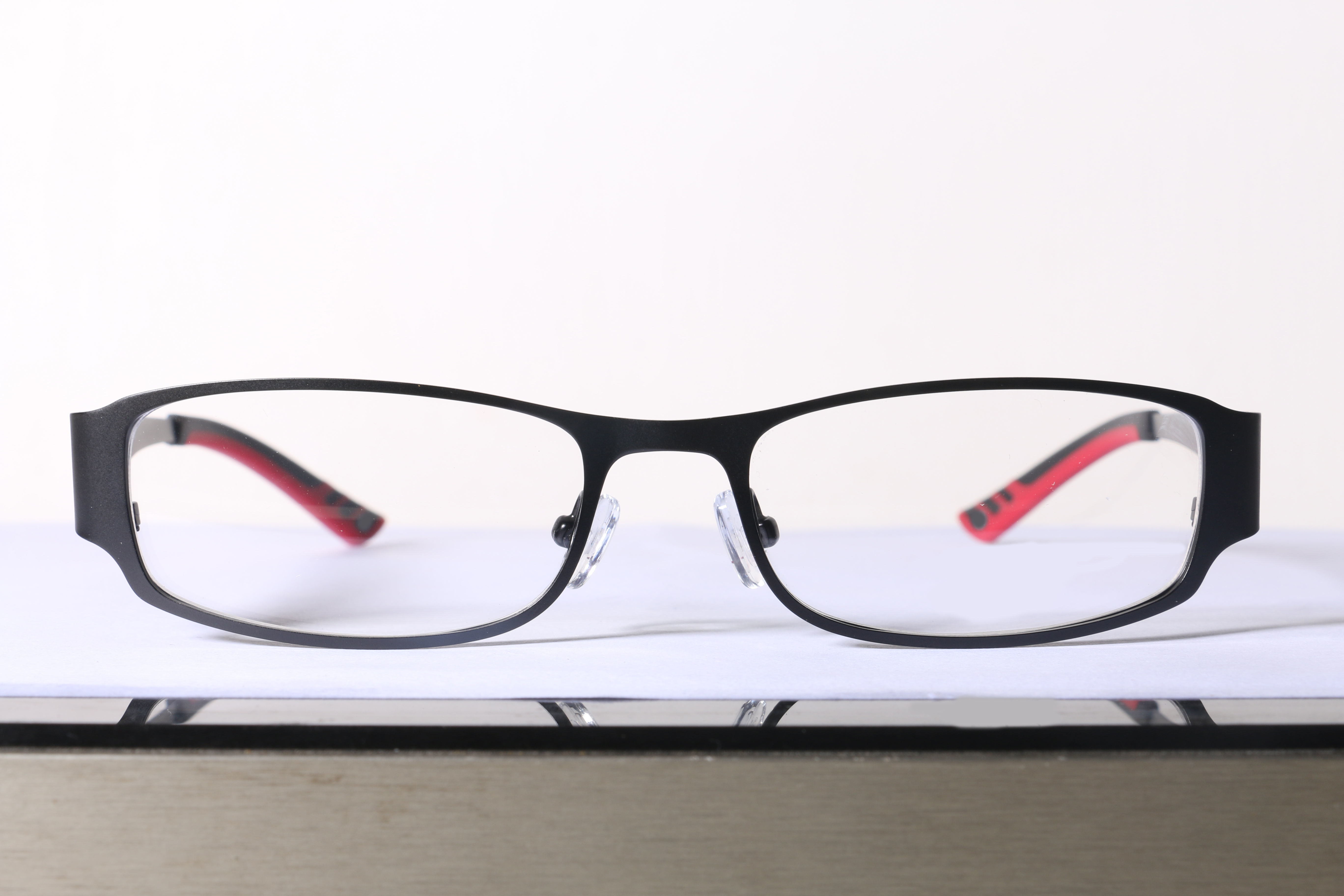 Eyeglasses for Men and Women 3D print model_9