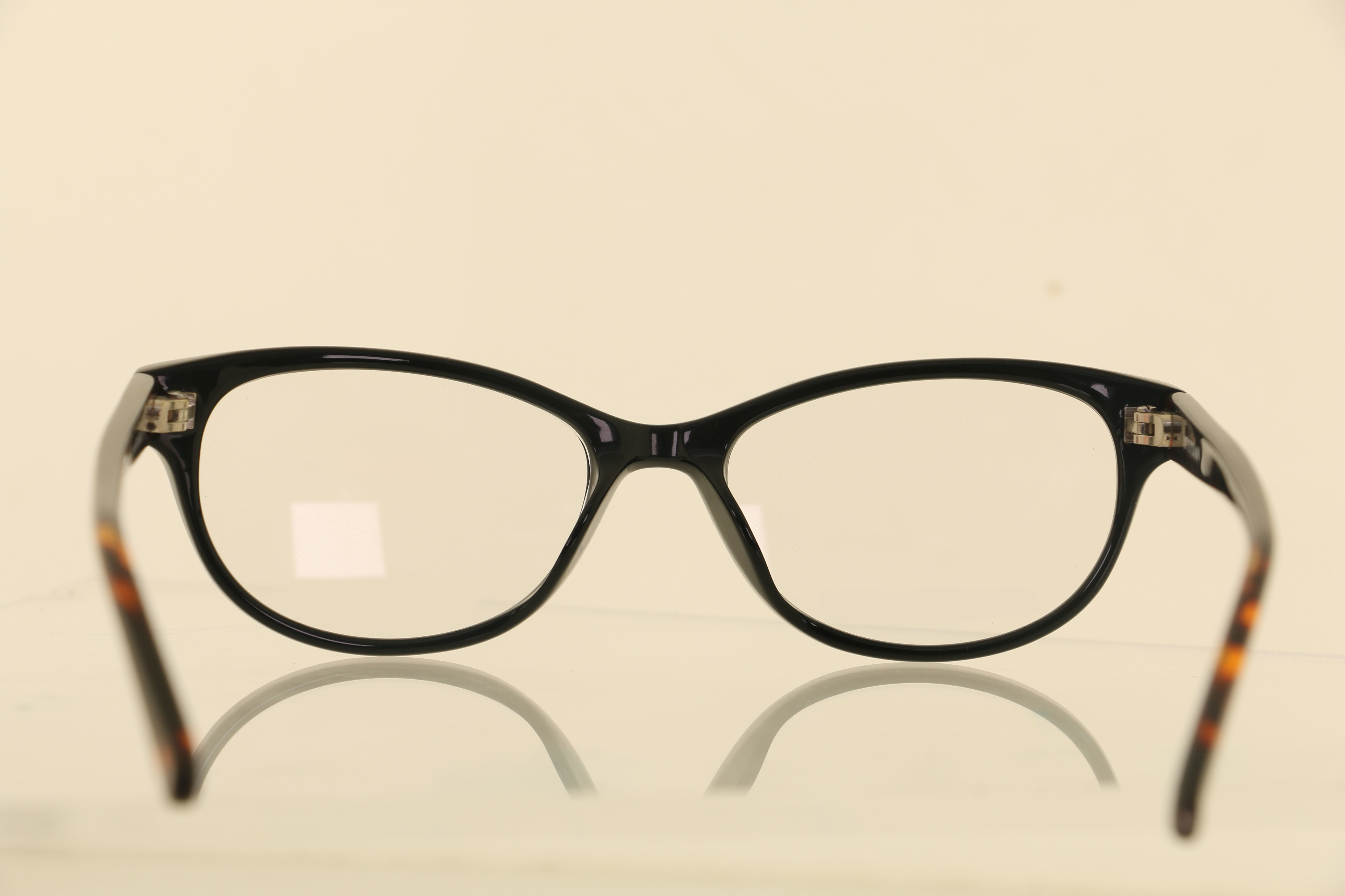 Eyeglasses for Men and Women 3D print model_13