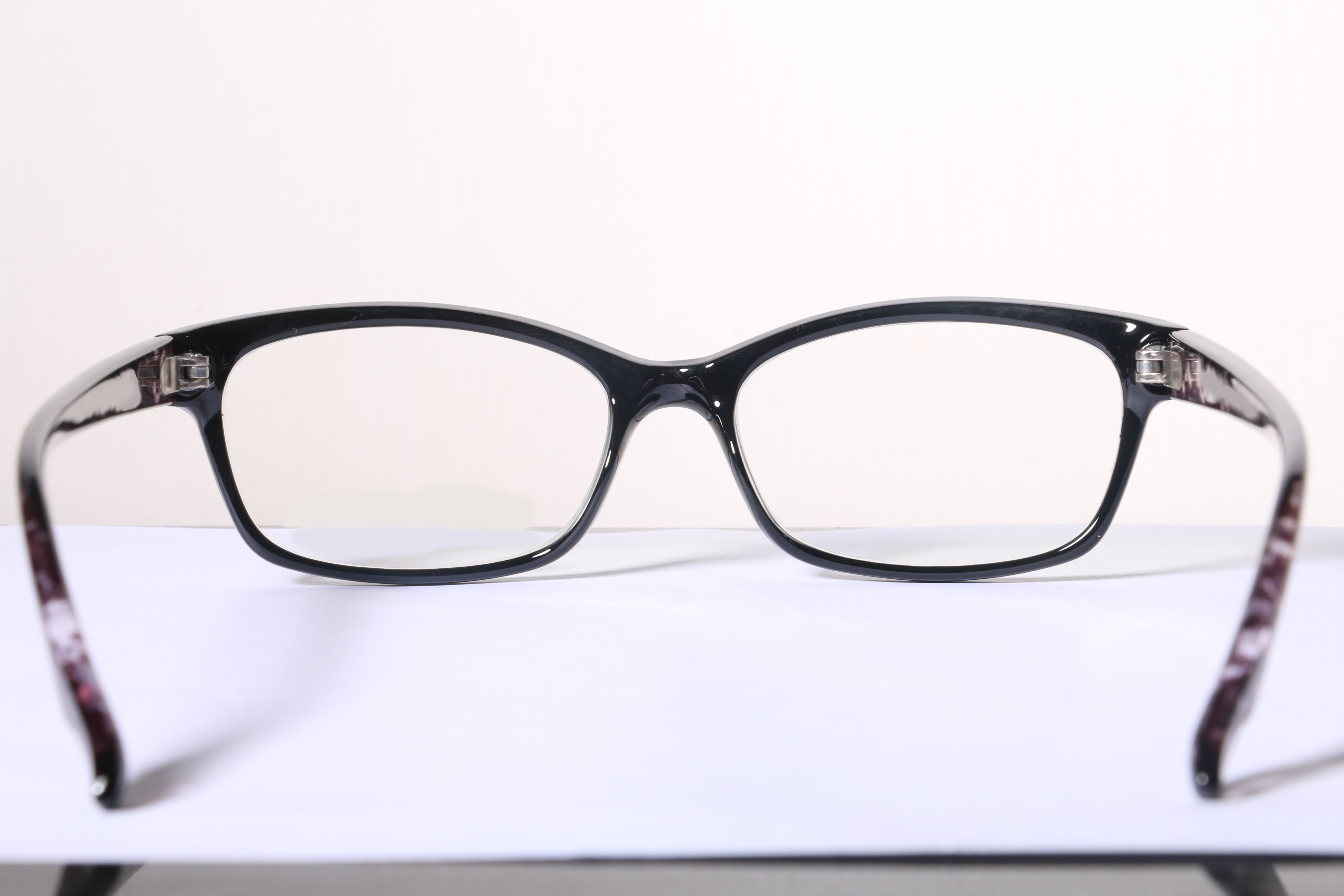 Eyeglasses for Men and Women 3D print model_11