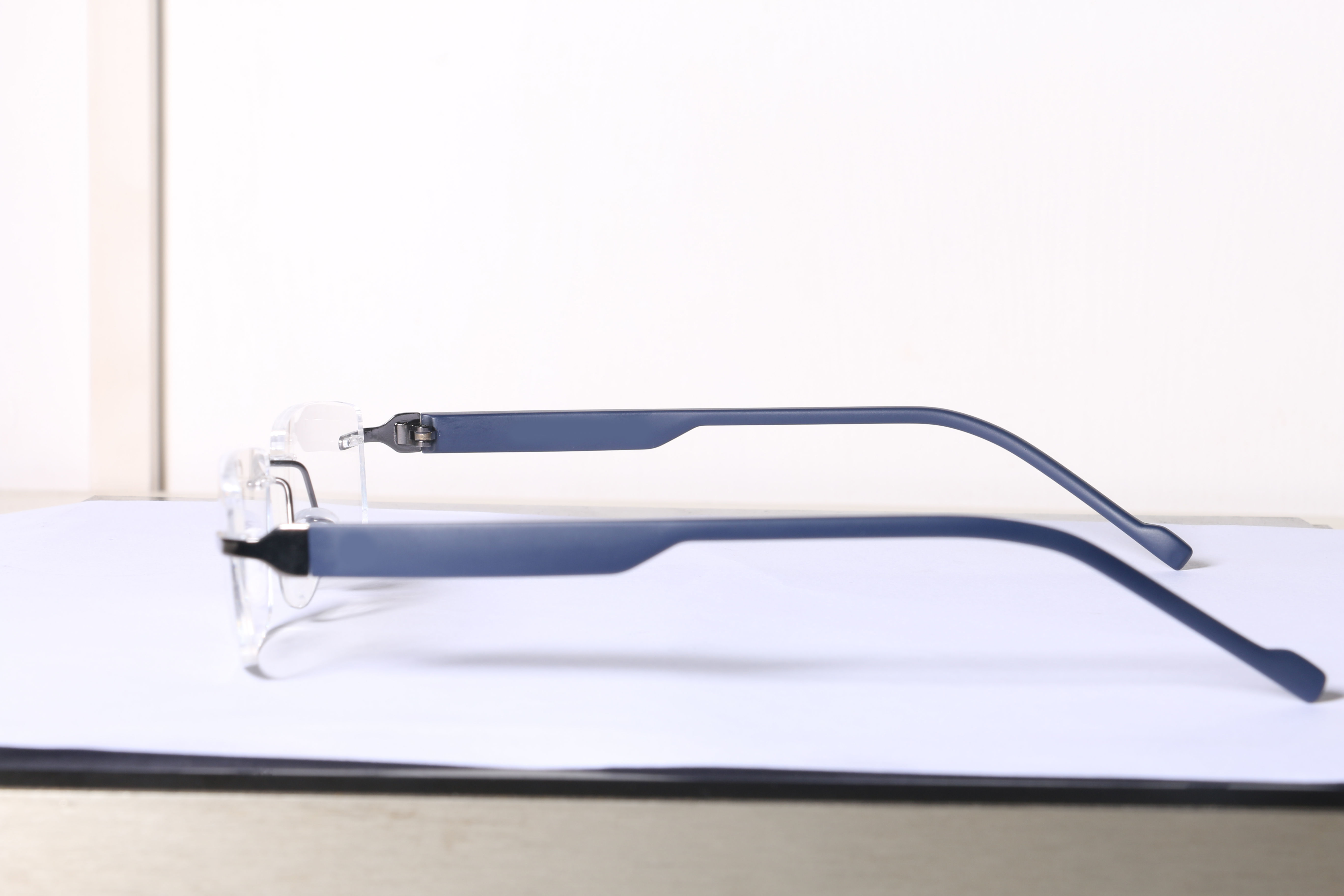 Eyeglasses for Men and Women 3D print model_12