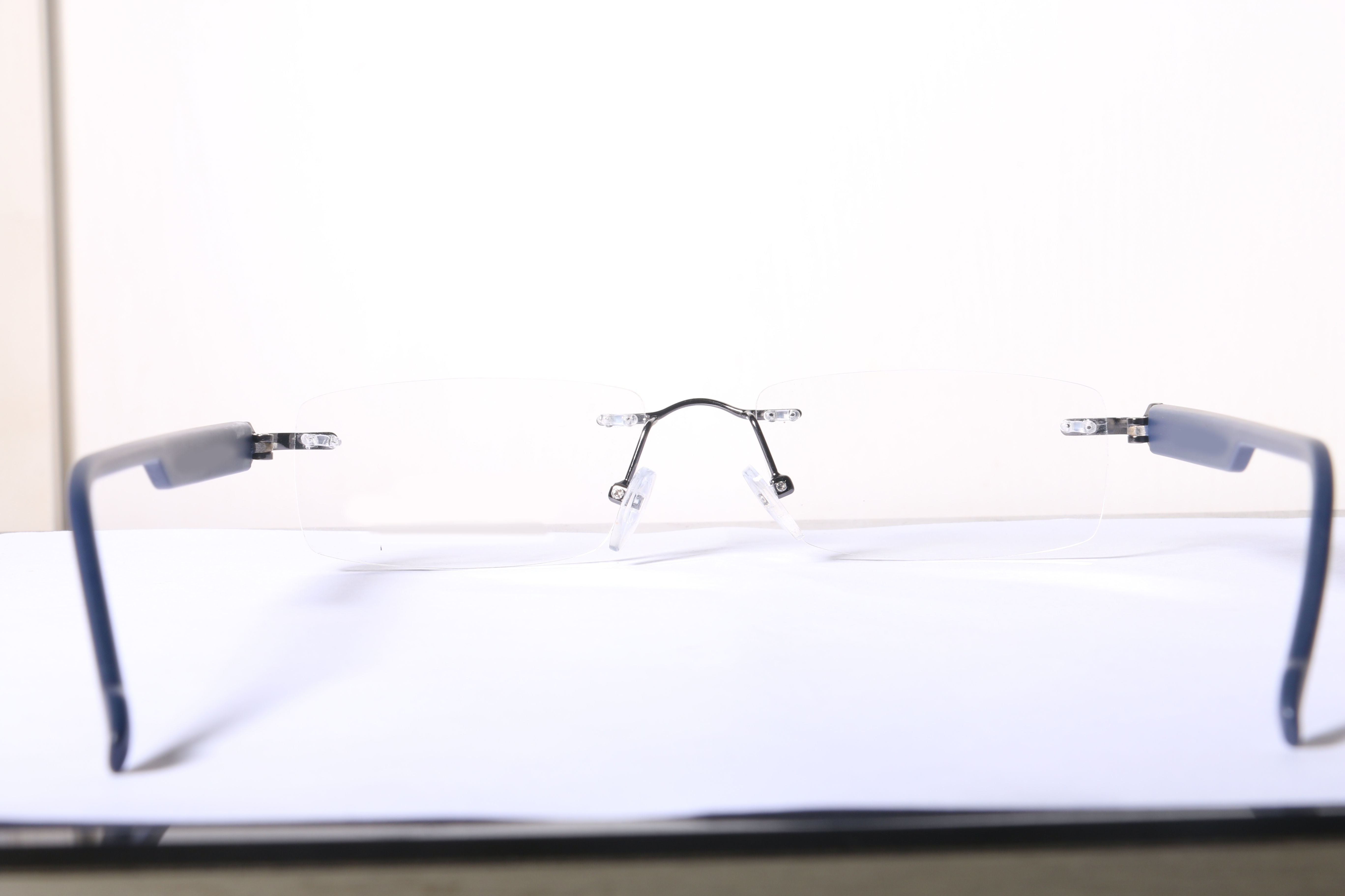 Eyeglasses for Men and Women 3D print model_13