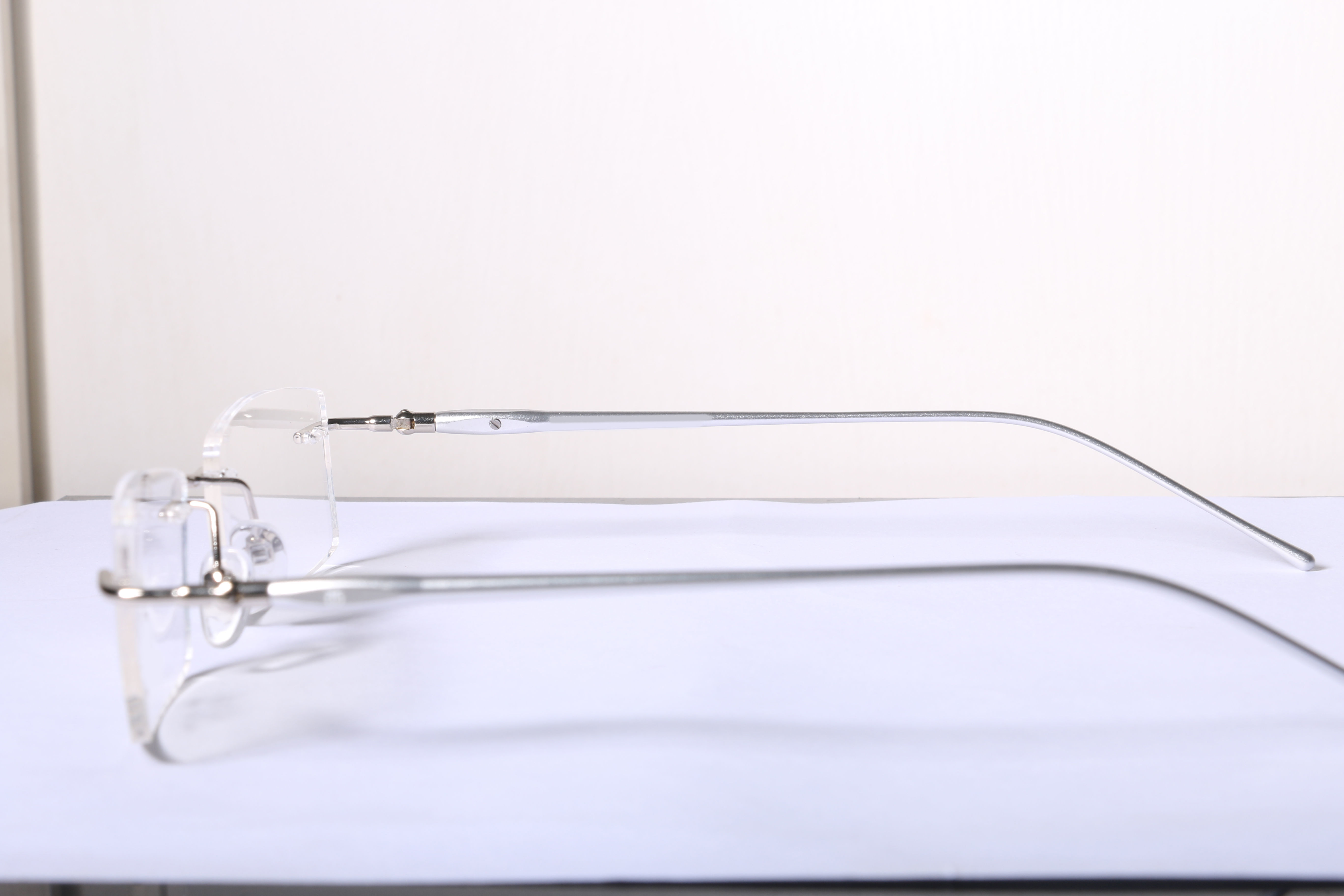 Eyeglasses for Men and Women 3D print model_11