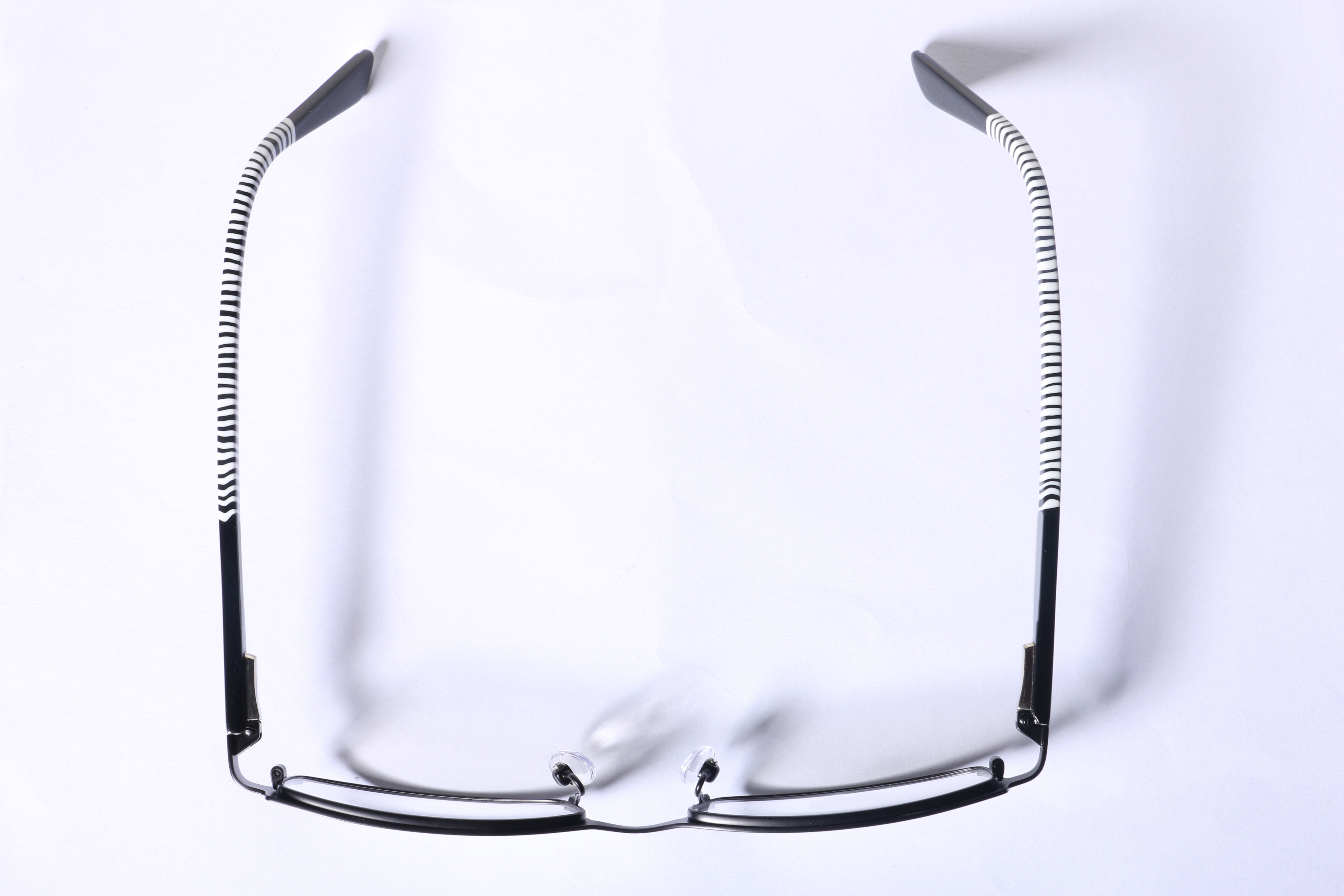 Eyeglasses for Men and Women 3D print model_13