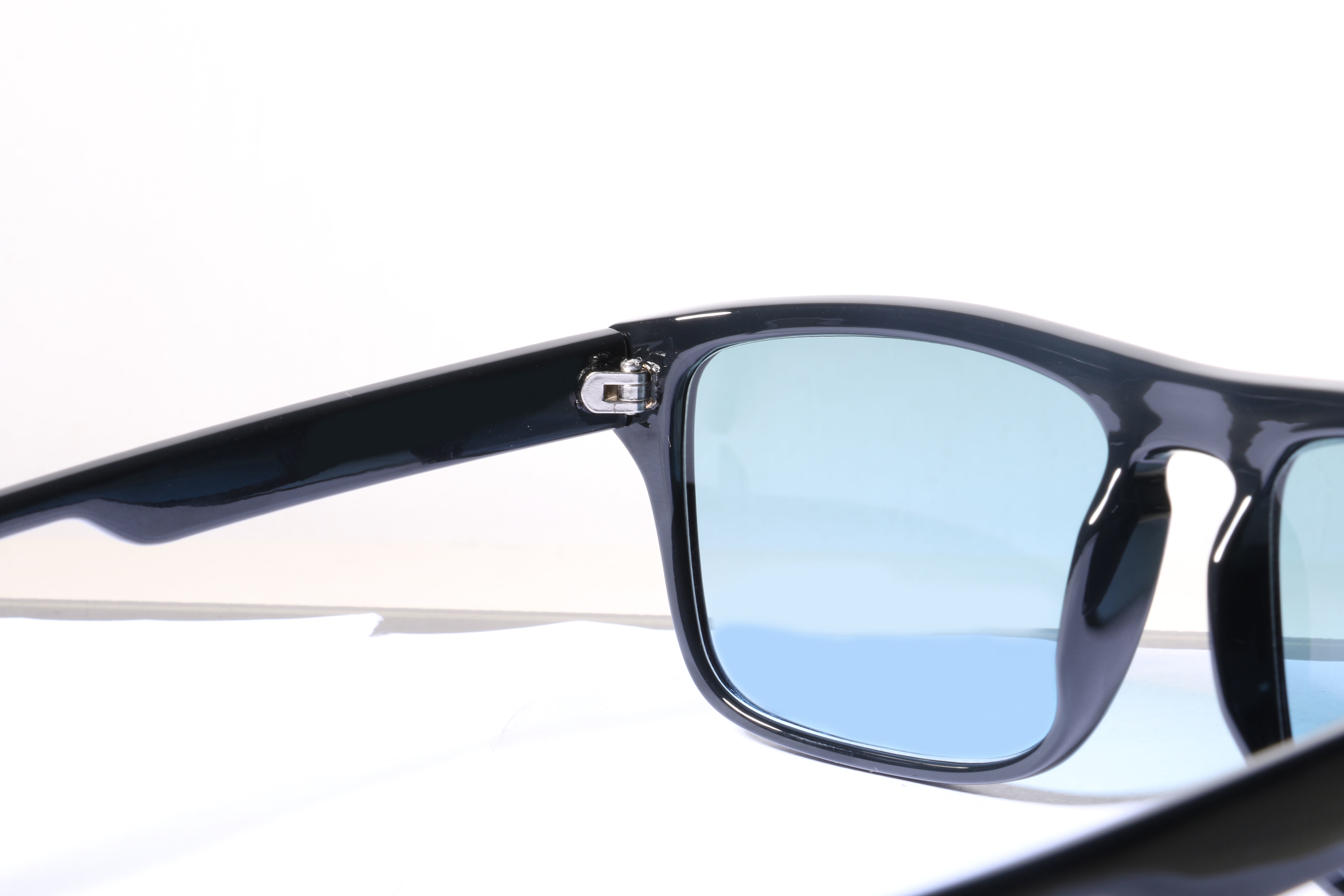 Eyeglasses for Men and Women 3D print model_8