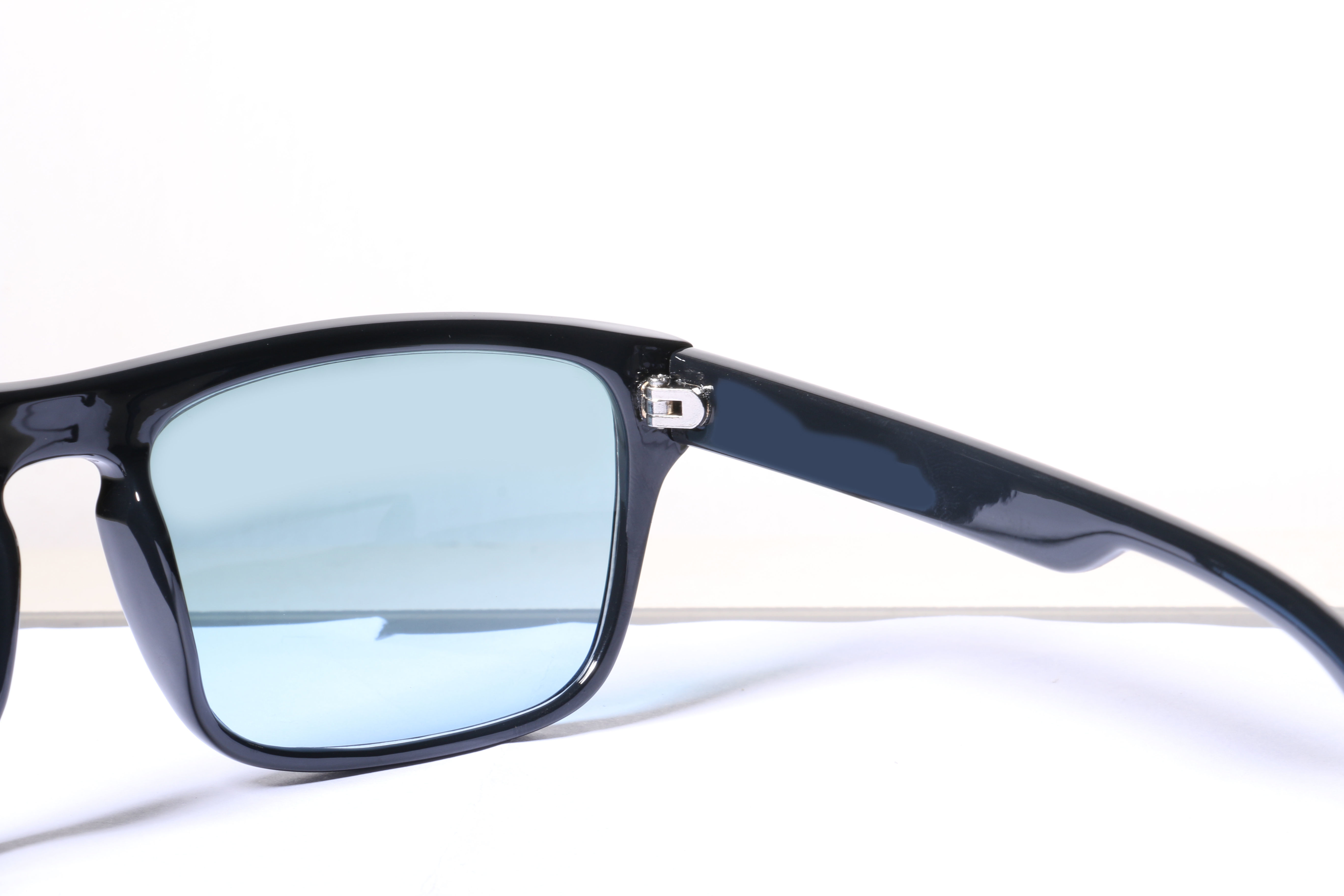 Eyeglasses for Men and Women 3D print model_7