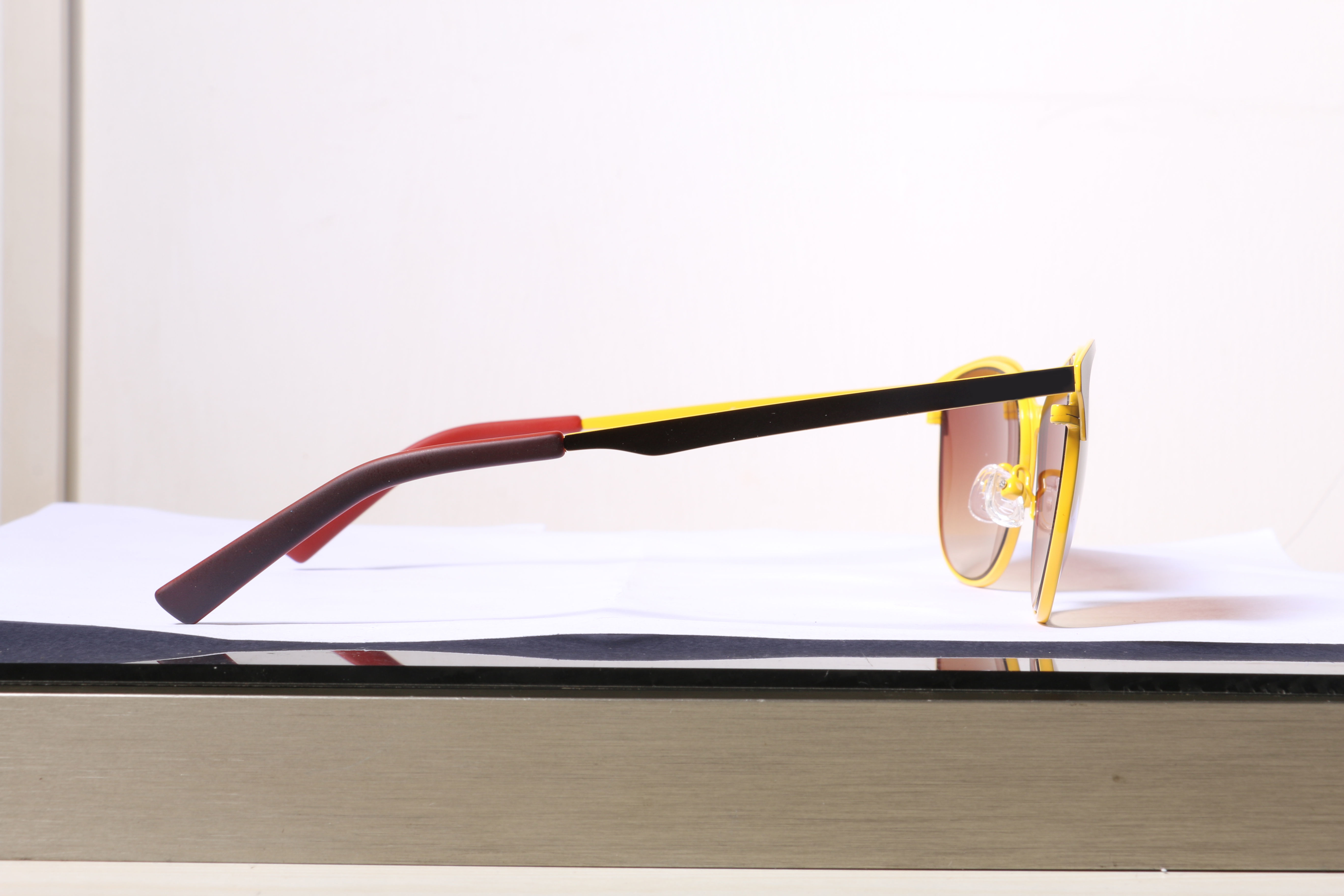 Eyeglasses for Men and Women 3D print model_15