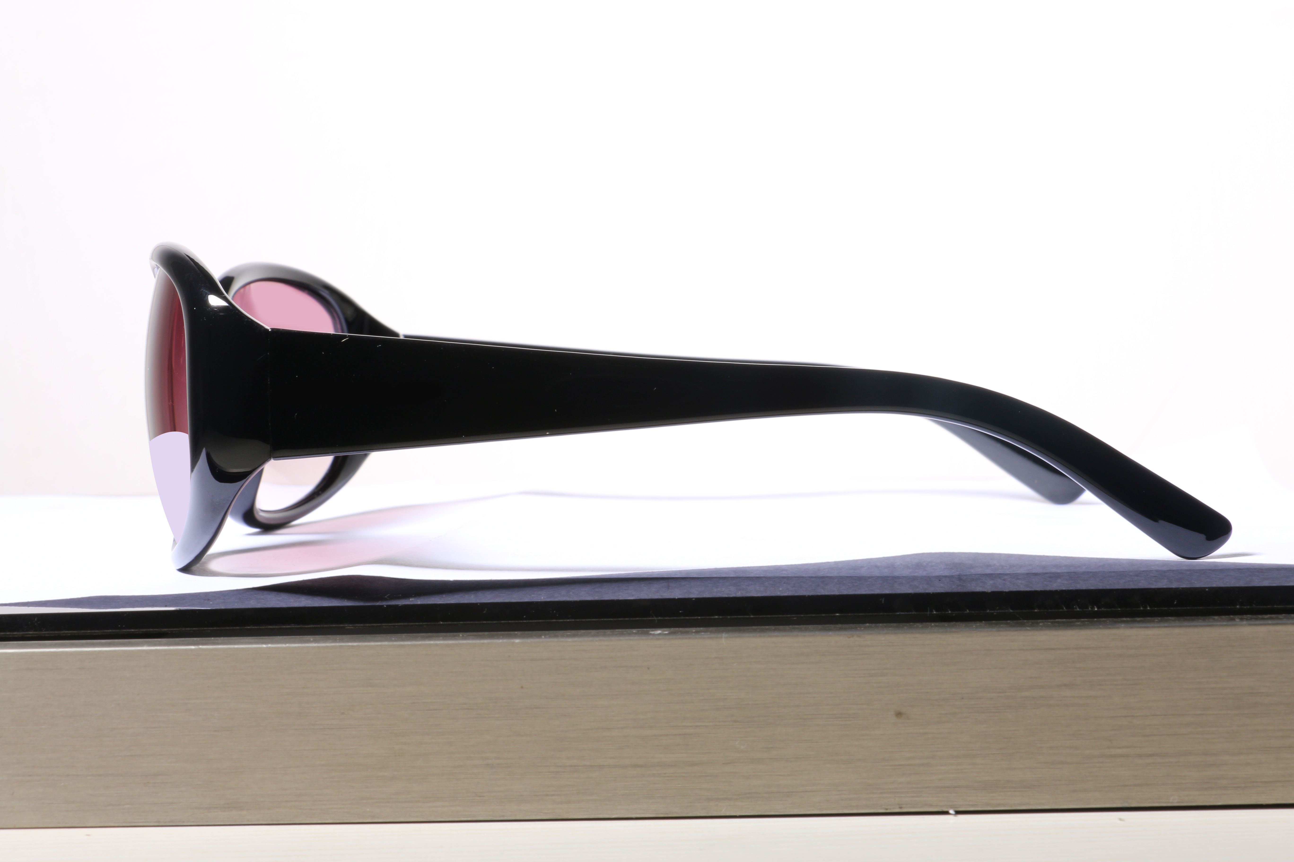 Eyeglasses for Men and Women 3D print model_9