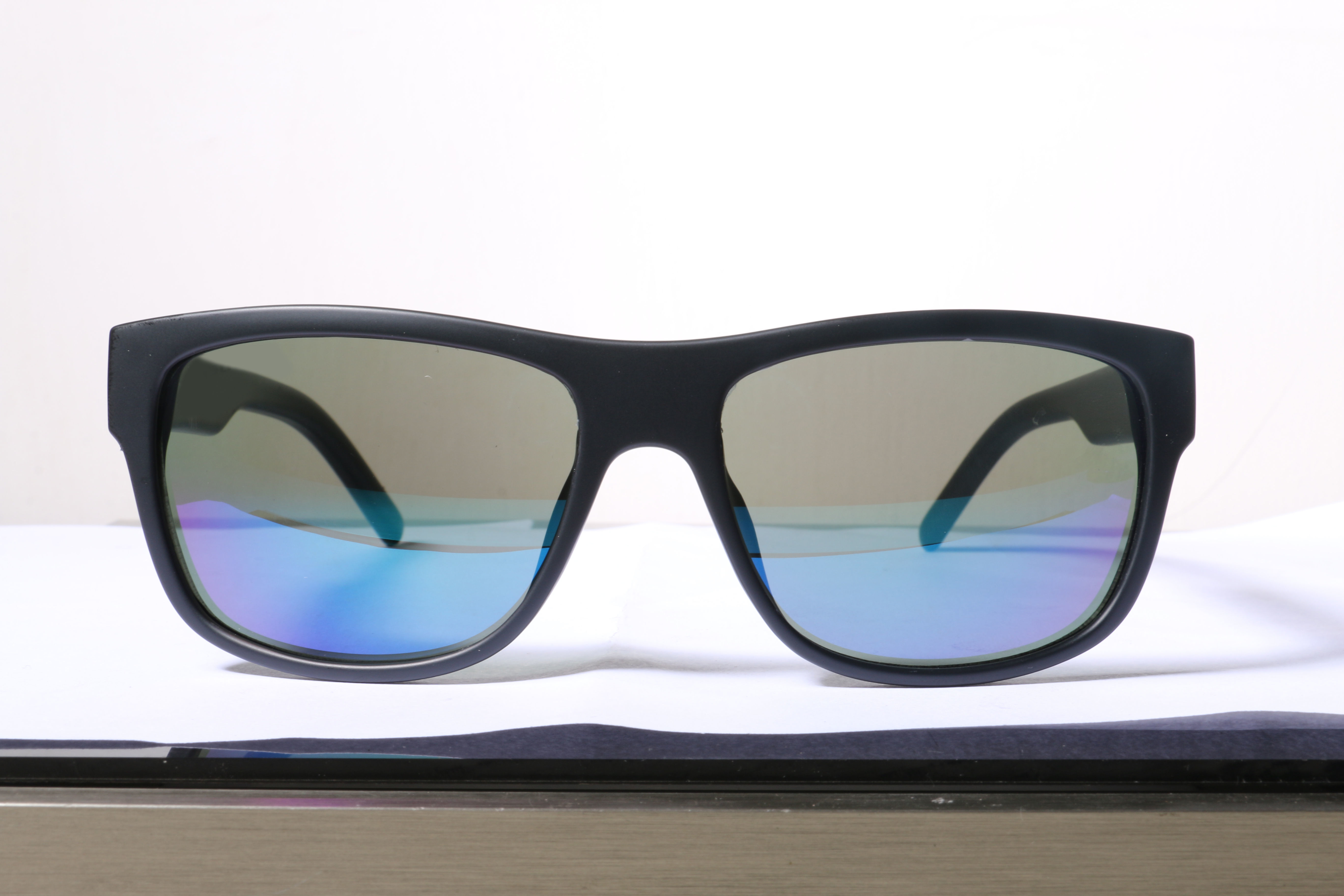 Eyeglasses for Men and Women 3D print model_8