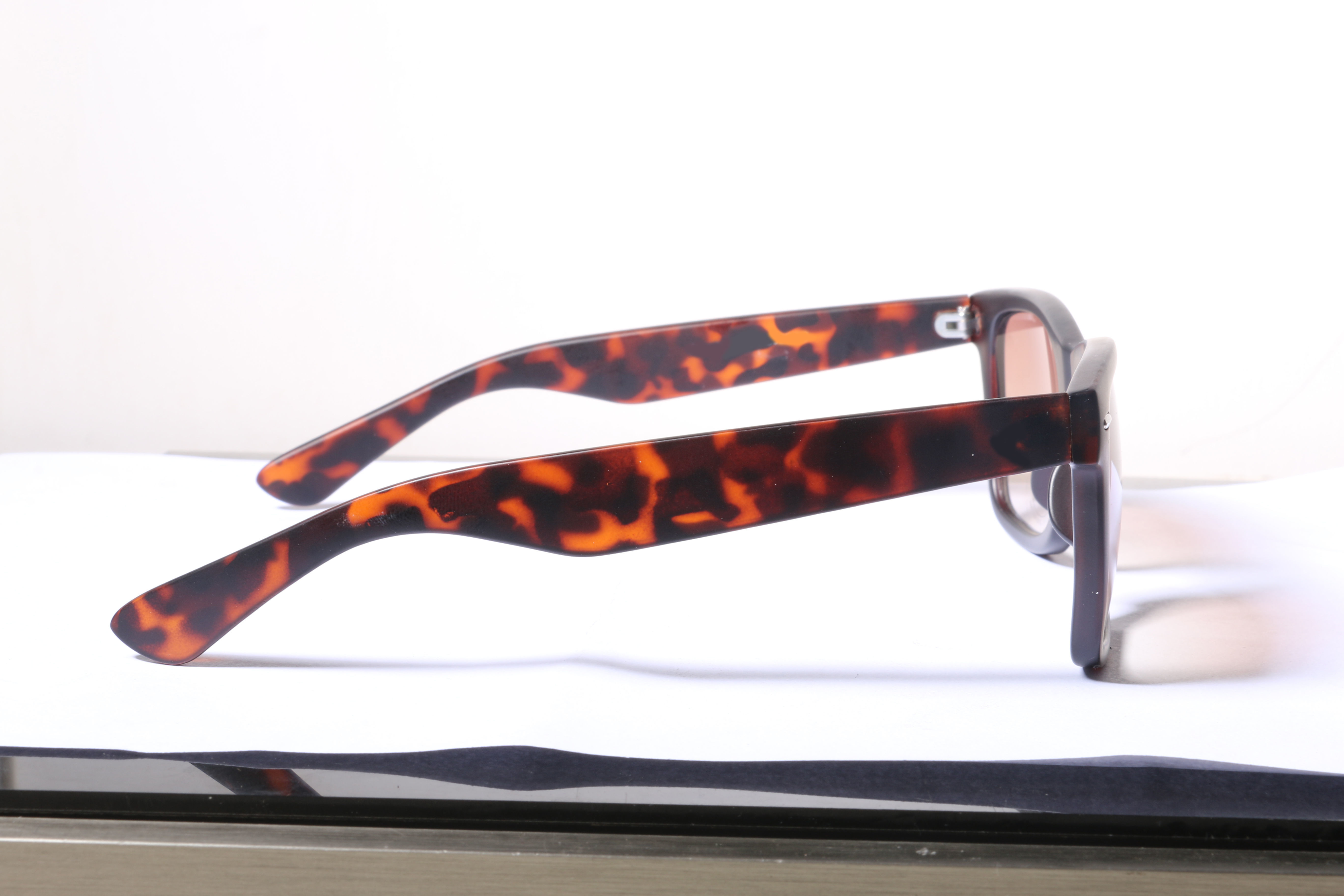 Eyeglasses for Men and Women 3D print model_20