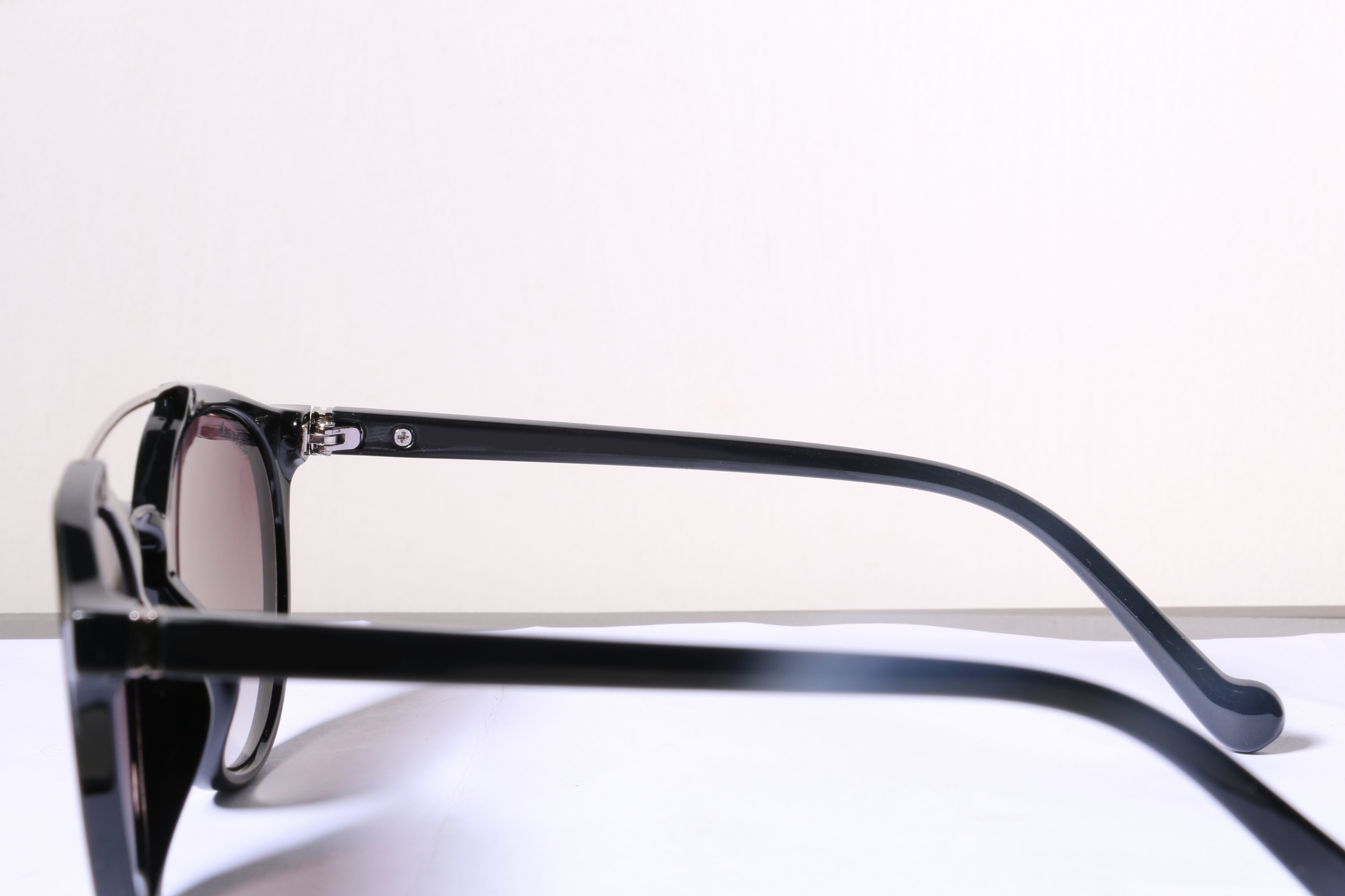 Eyeglasses for Men and Women 3D print model_10