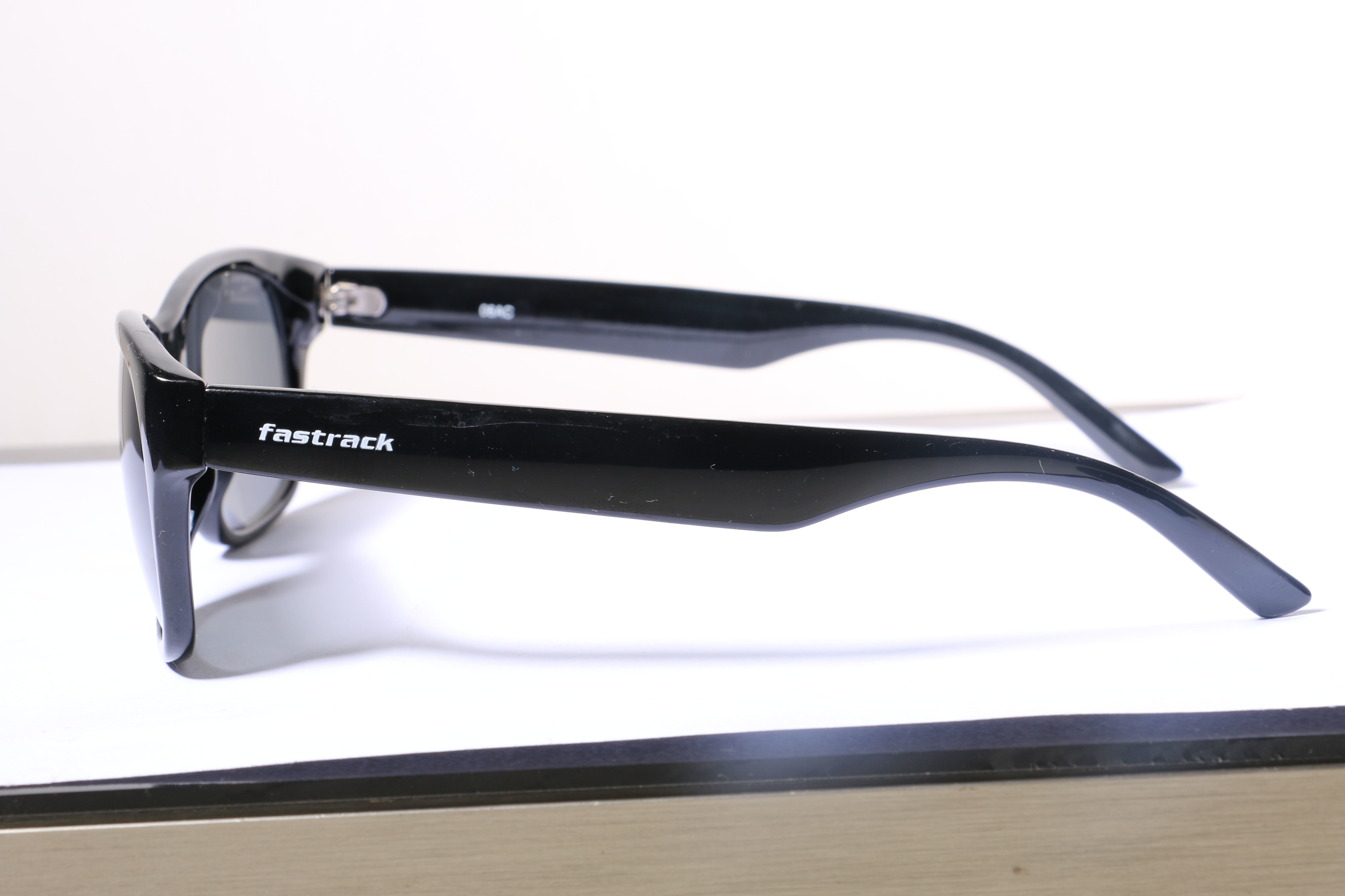 Eyeglasses for Men and Women 3D print model_11