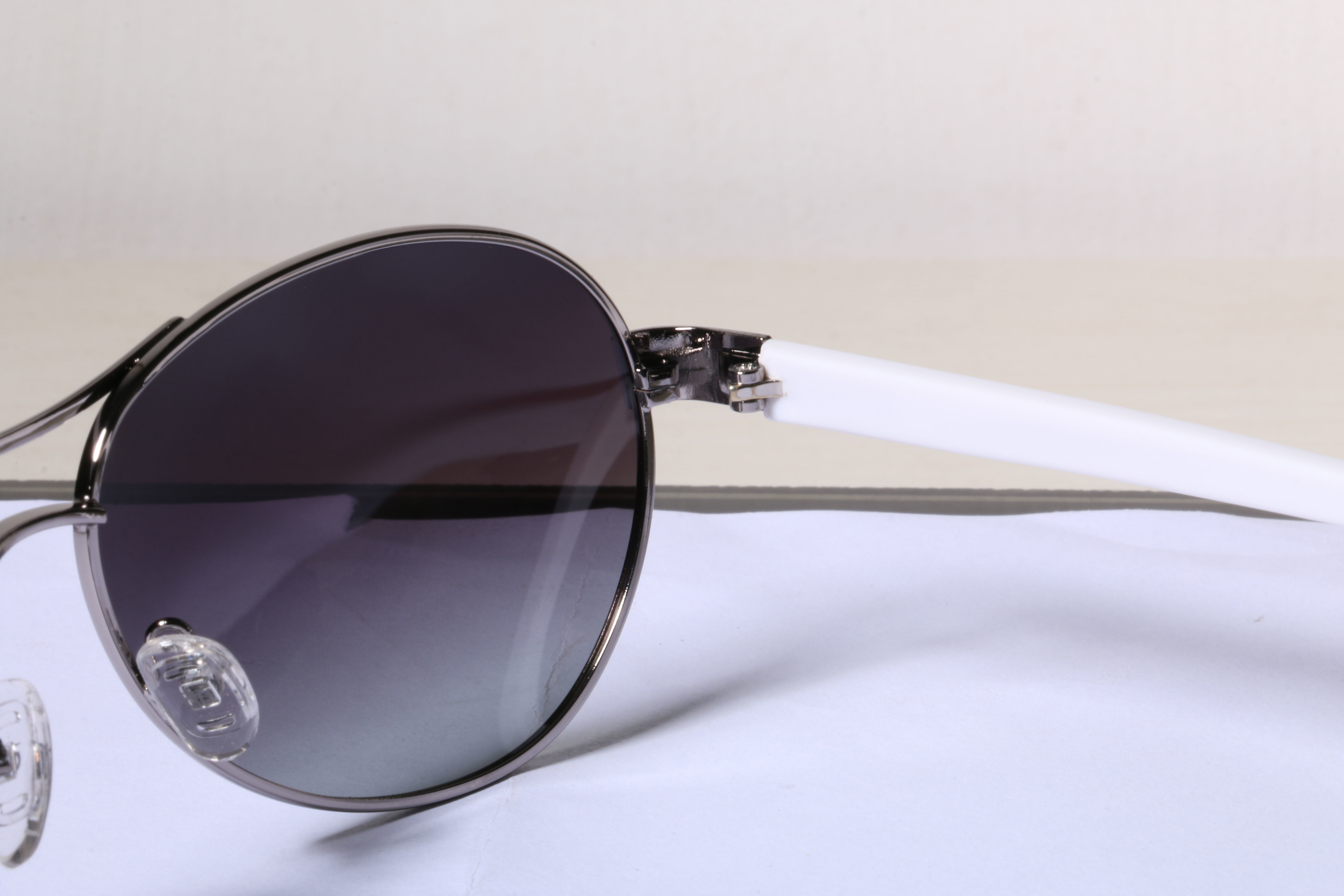 Eyeglasses for Men and Women 3D print model_12