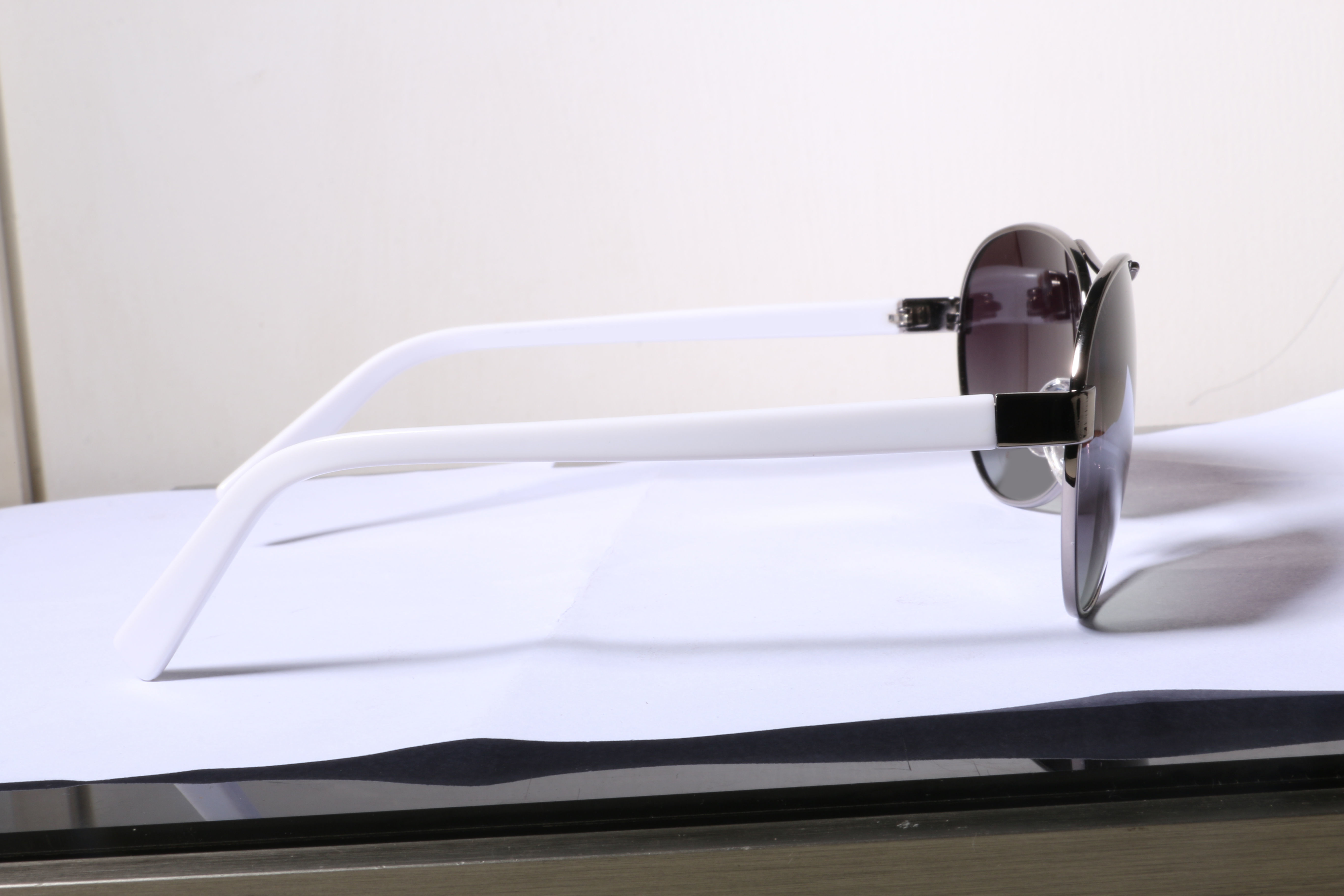 Eyeglasses for Men and Women 3D print model_16