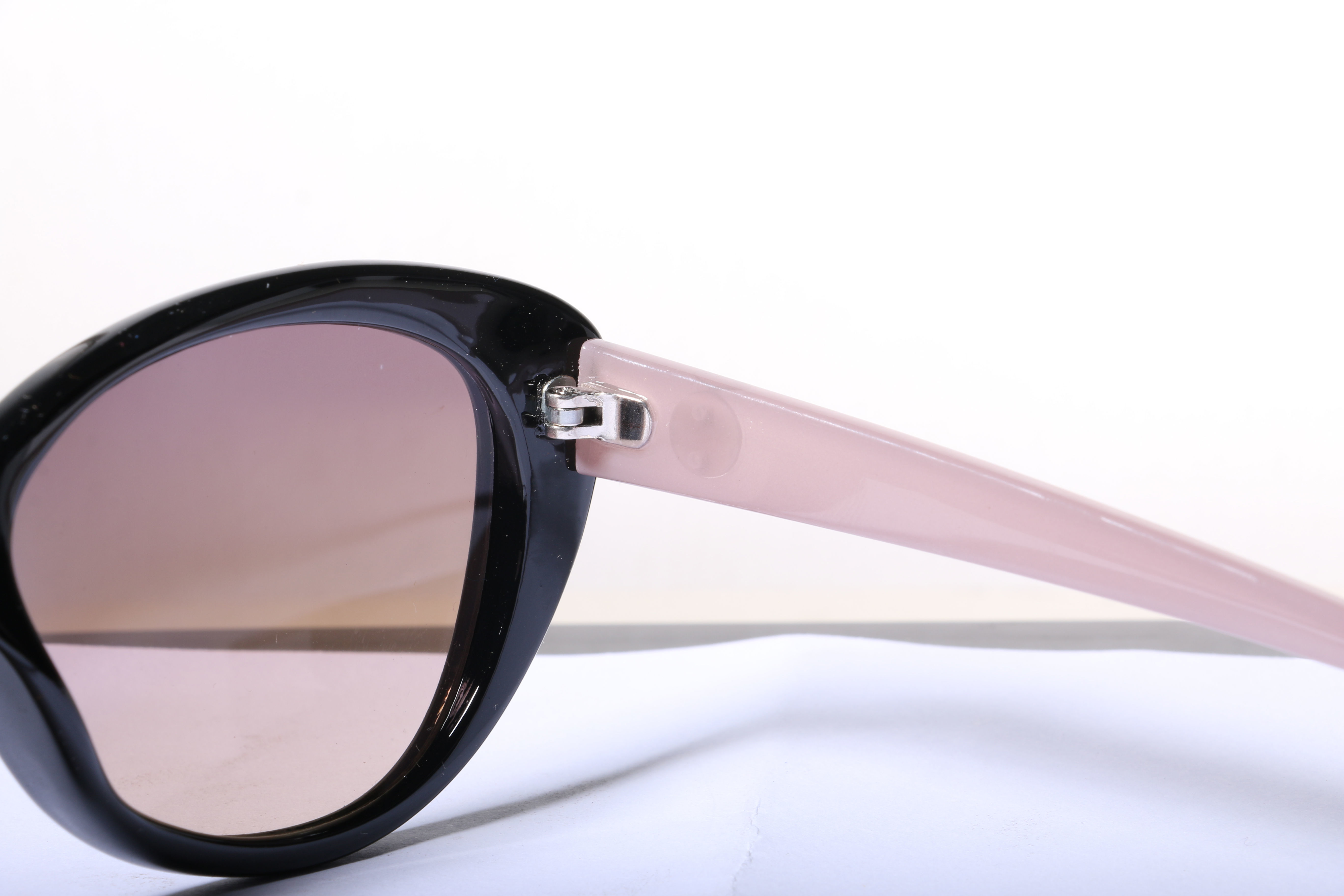 Eyeglasses for Men and Women 3D print model_18