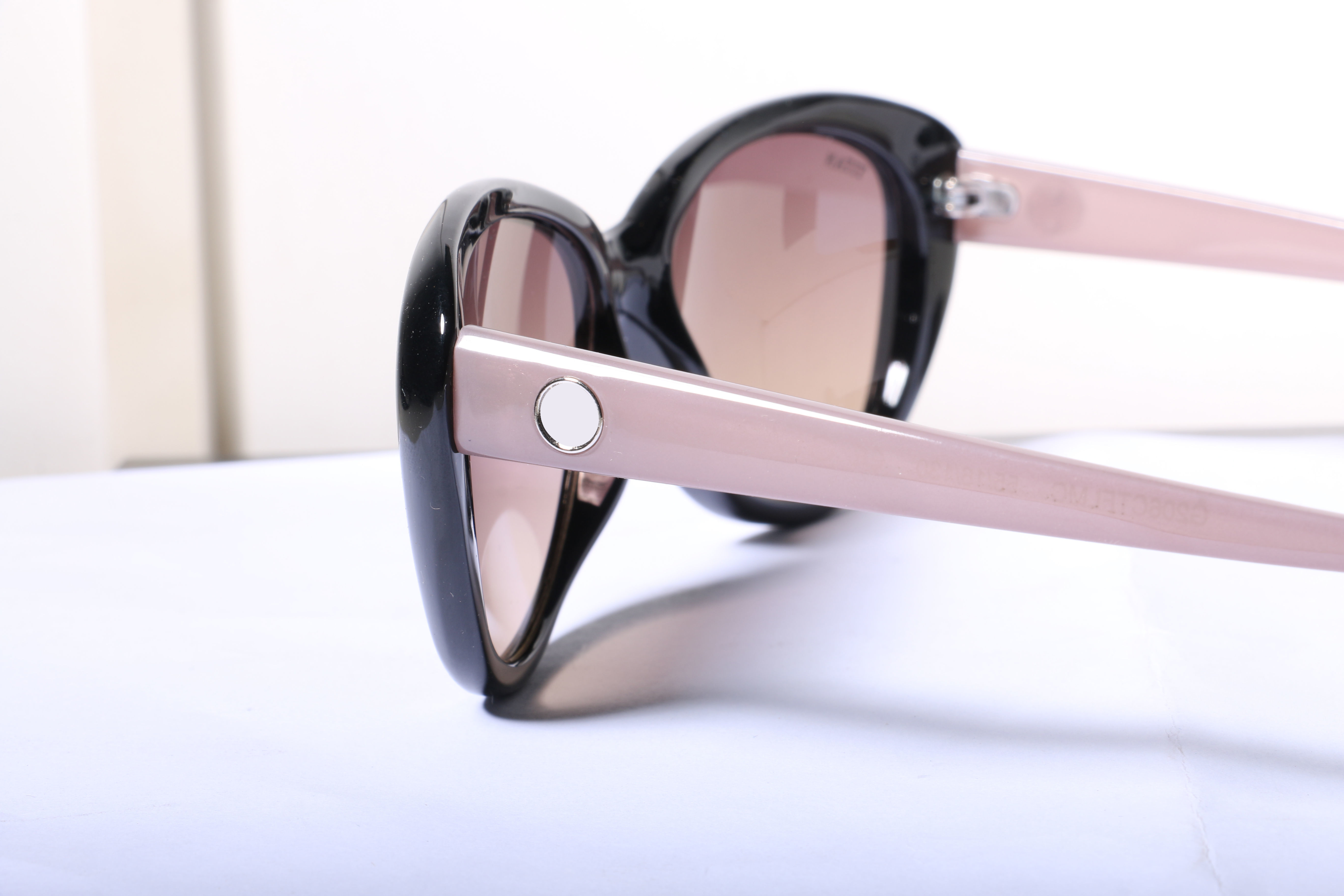 Eyeglasses for Men and Women 3D print model_19